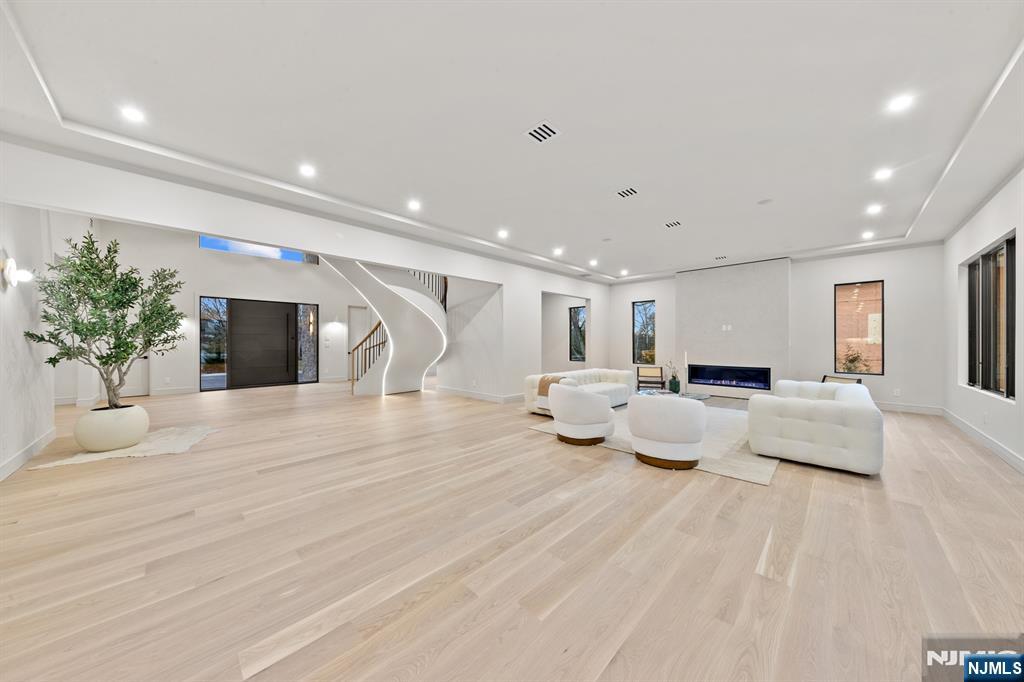 67 Hickory Lane_1676