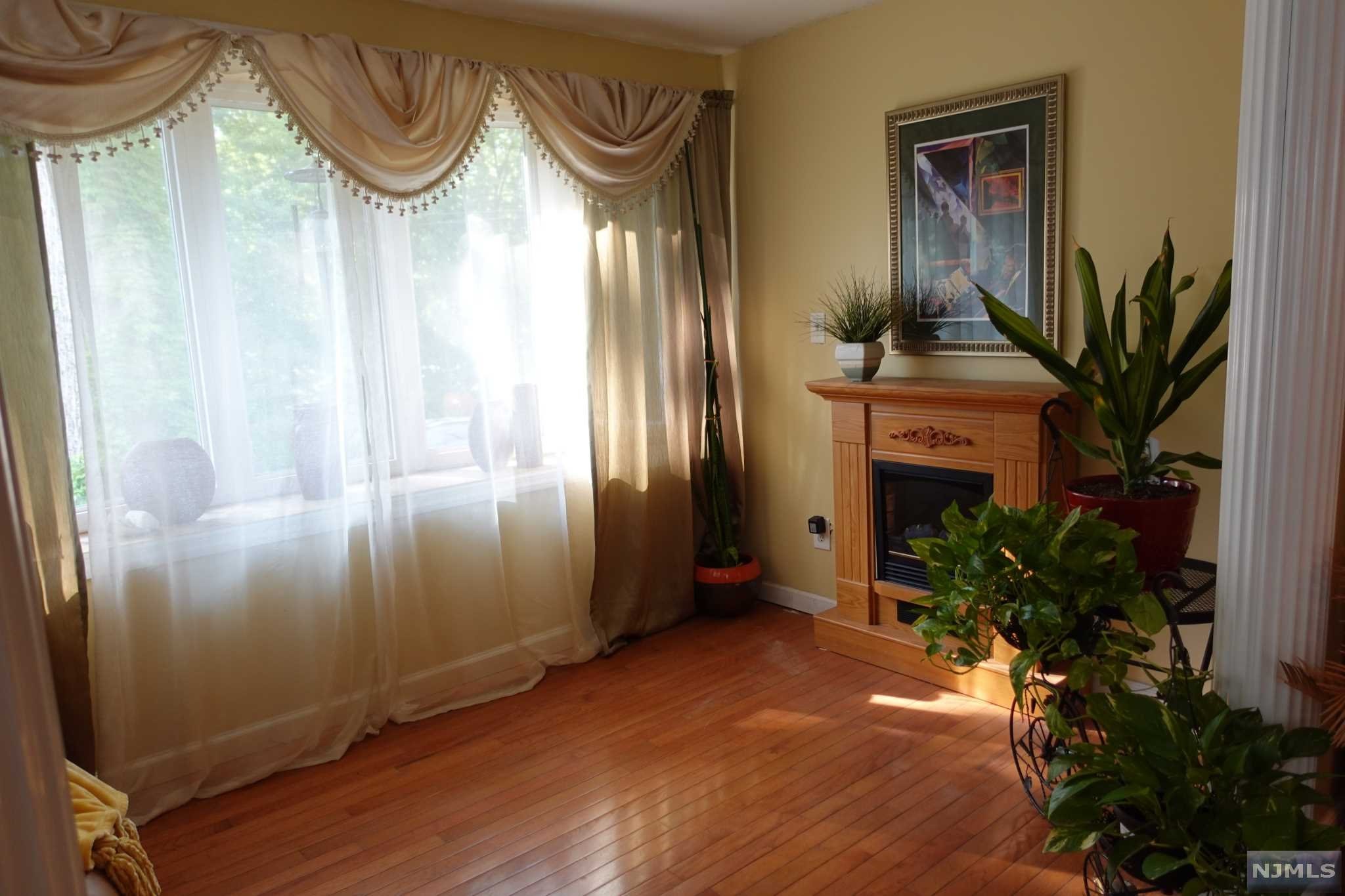 1153 Queen Anne Road, Teaneck, NJ, 07666