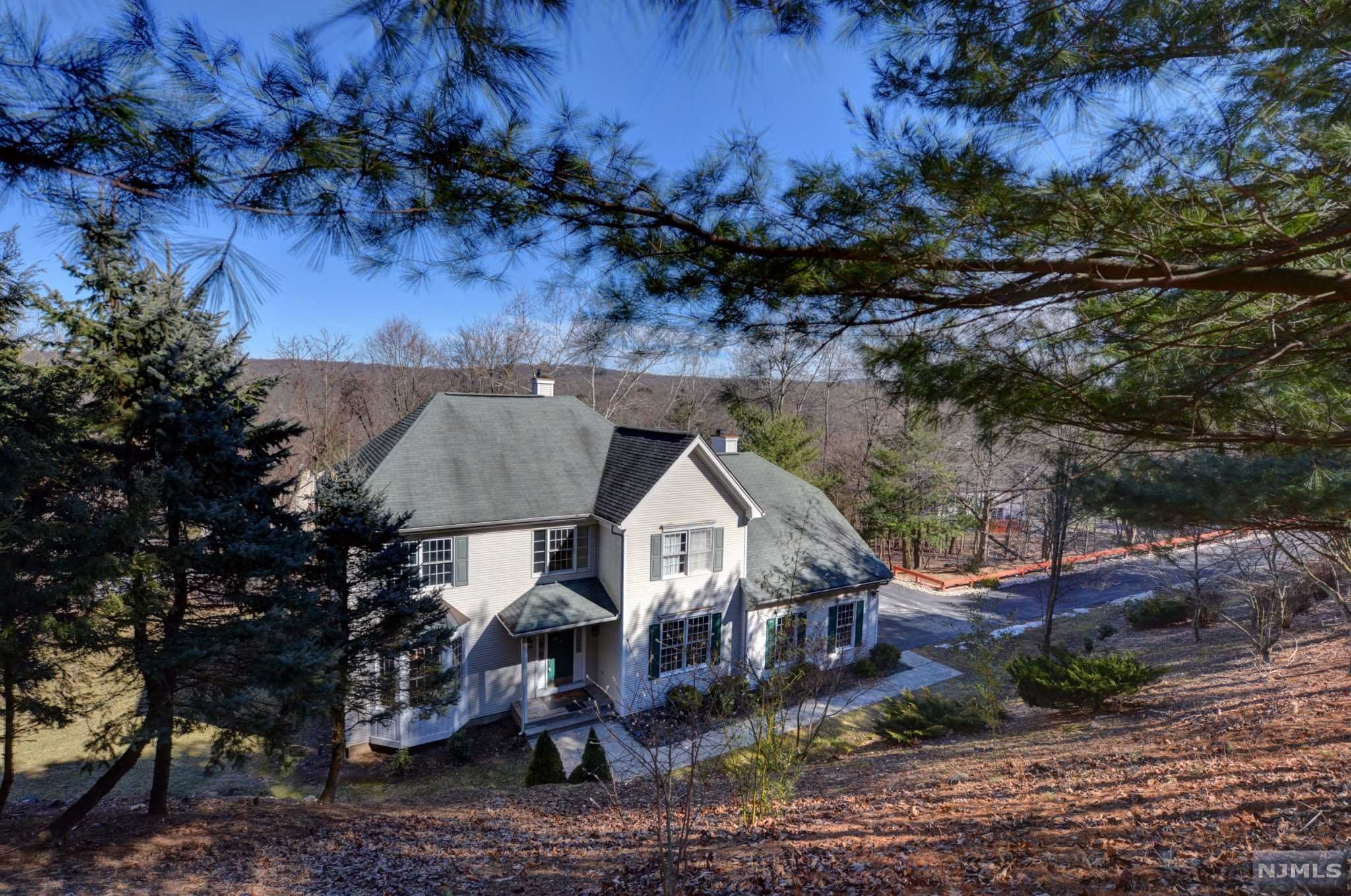 26 Vista Trail, Wayne, NJ 07470 Listing Photo  0