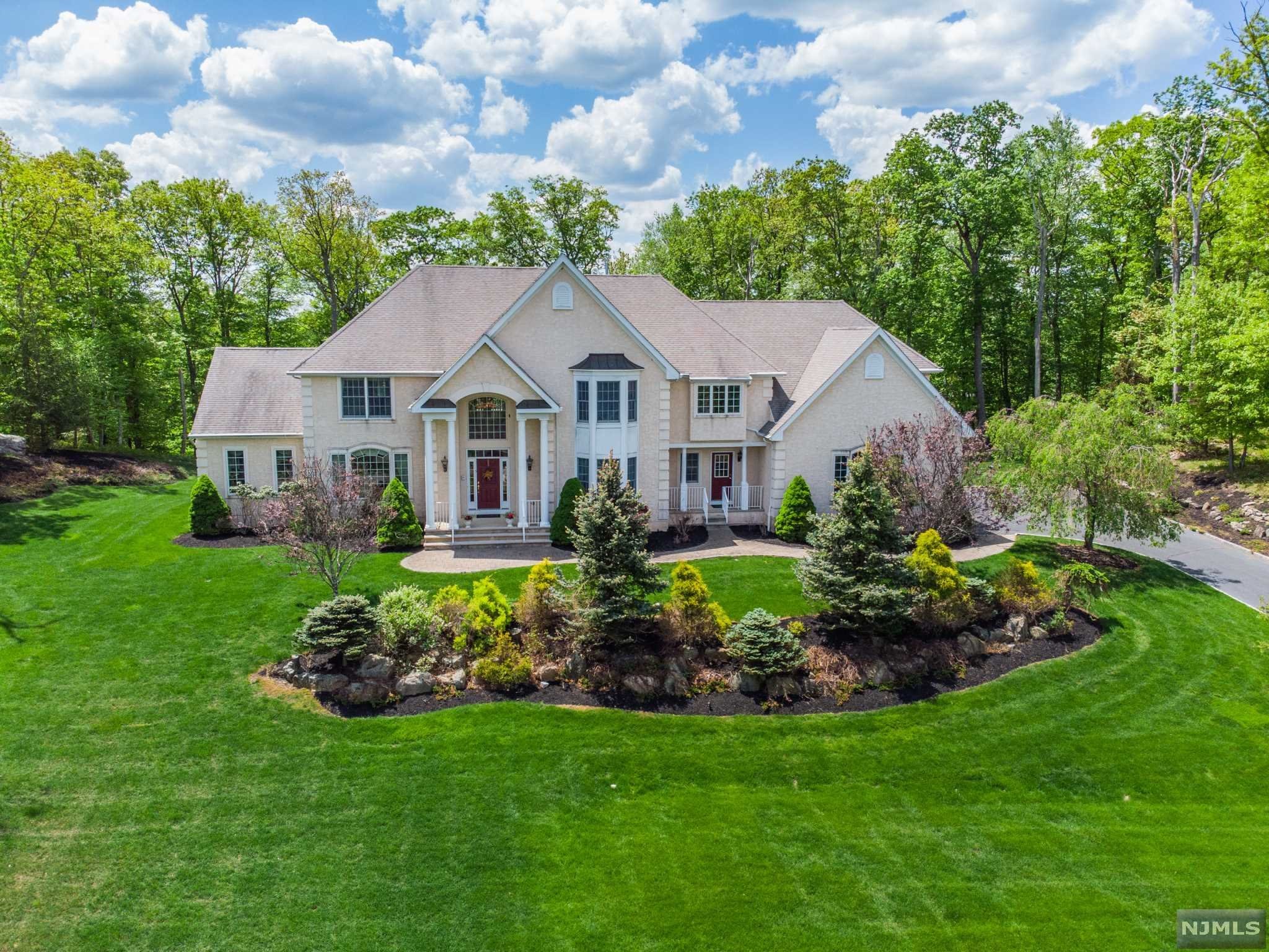 5 Nicholas Drive, Kinnelon Borough, NJ 07405 Listing Photo  0
