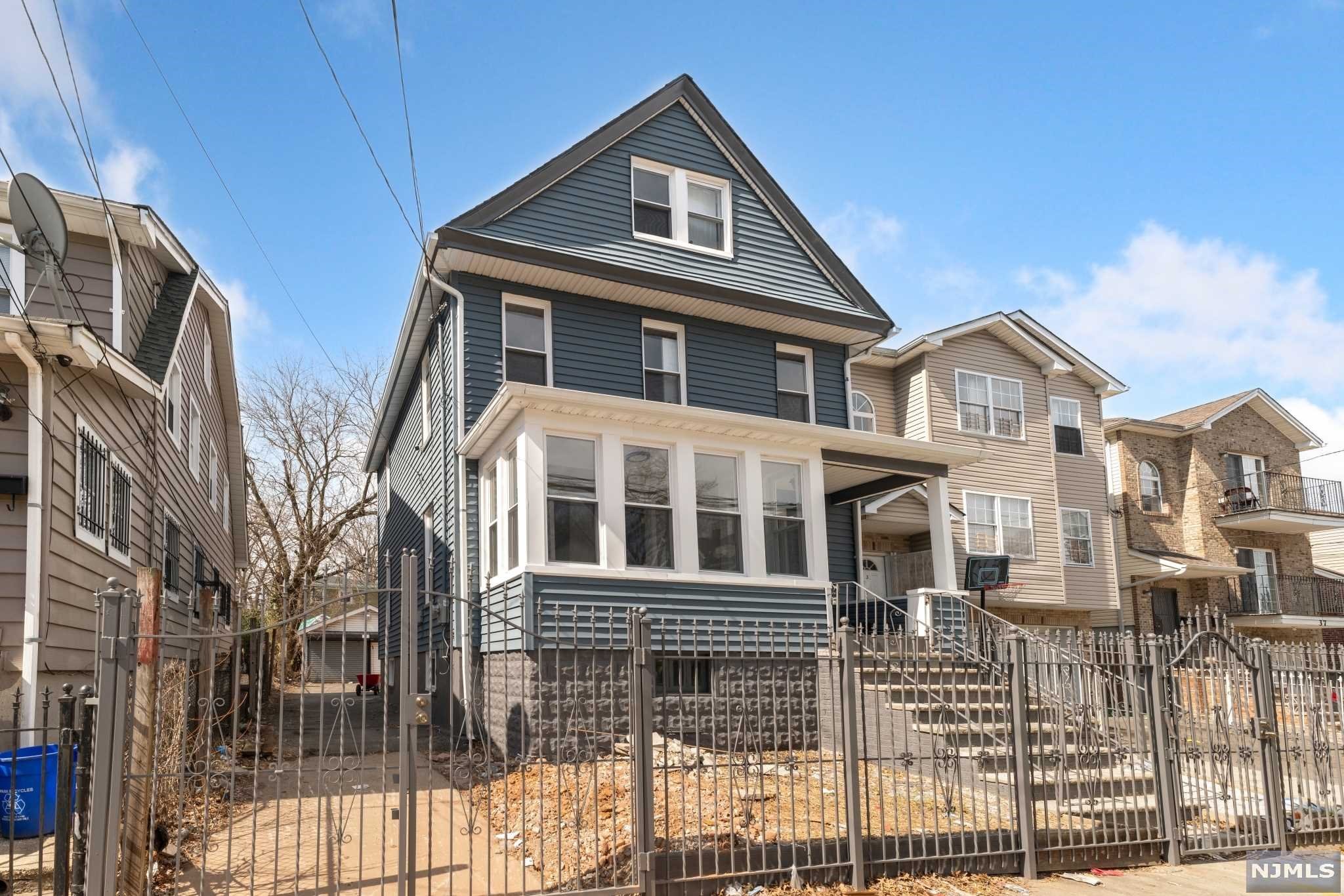 Homes for sale in Newark, NJ | 31 Halstead St, Newark, NJ 07106 | MLS# 22008511