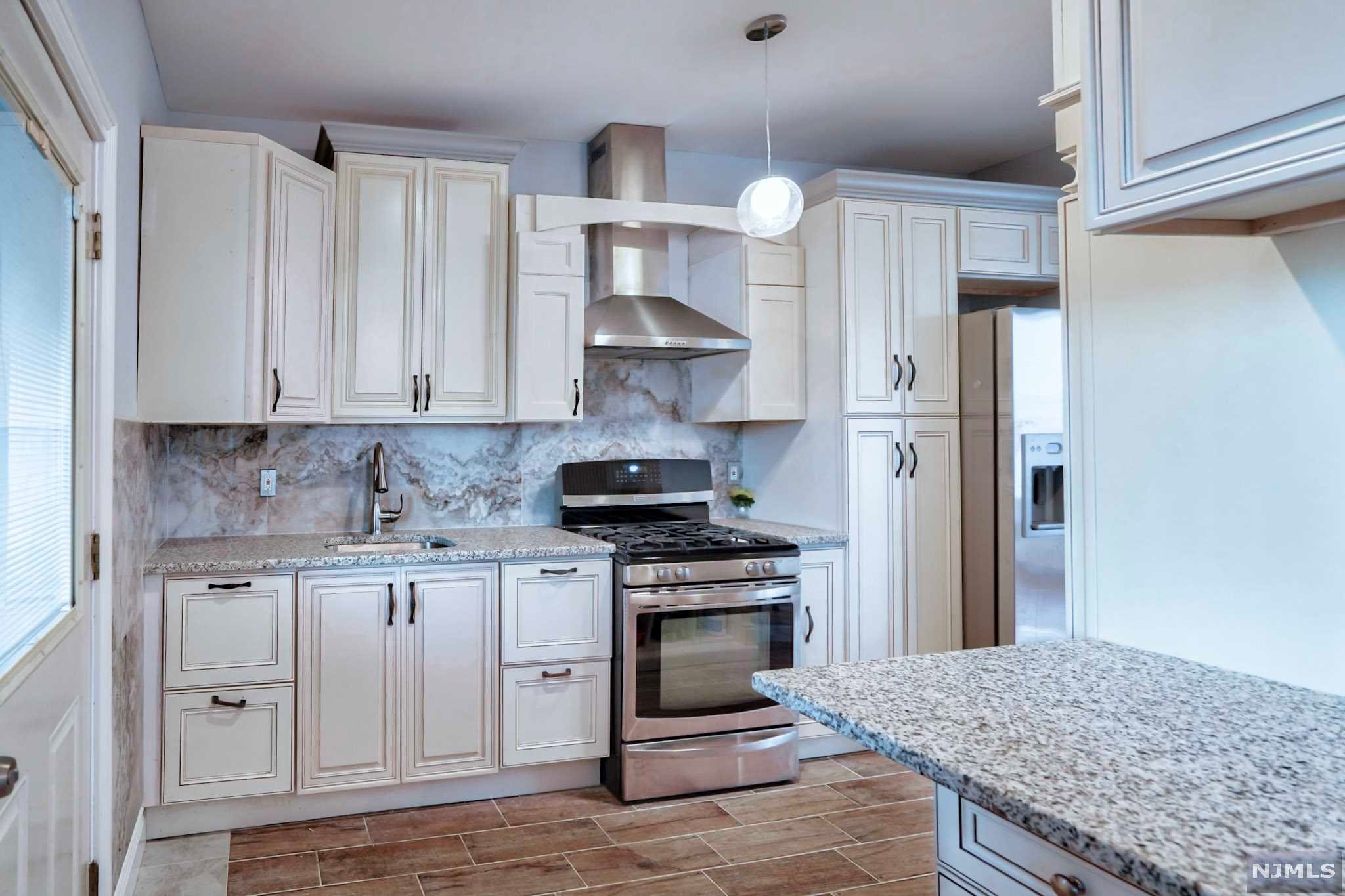 Homes for sale in Irvington, NJ | 40 Newton Pl, Irvington, NJ 07111 | MLS# 22012708