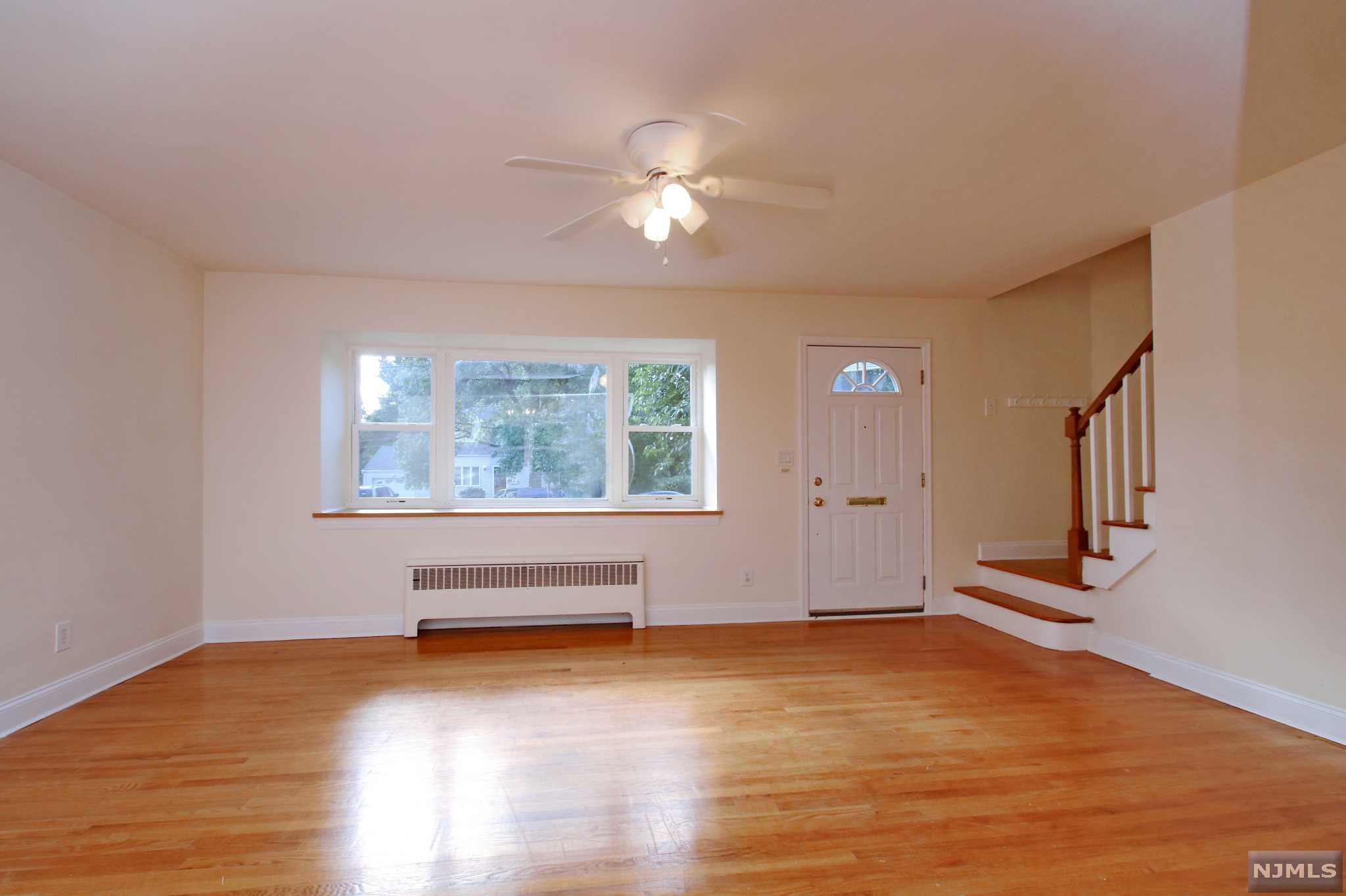 31-11 Grunstra, Fair Lawn, NJ 07410 Listing Photo  1