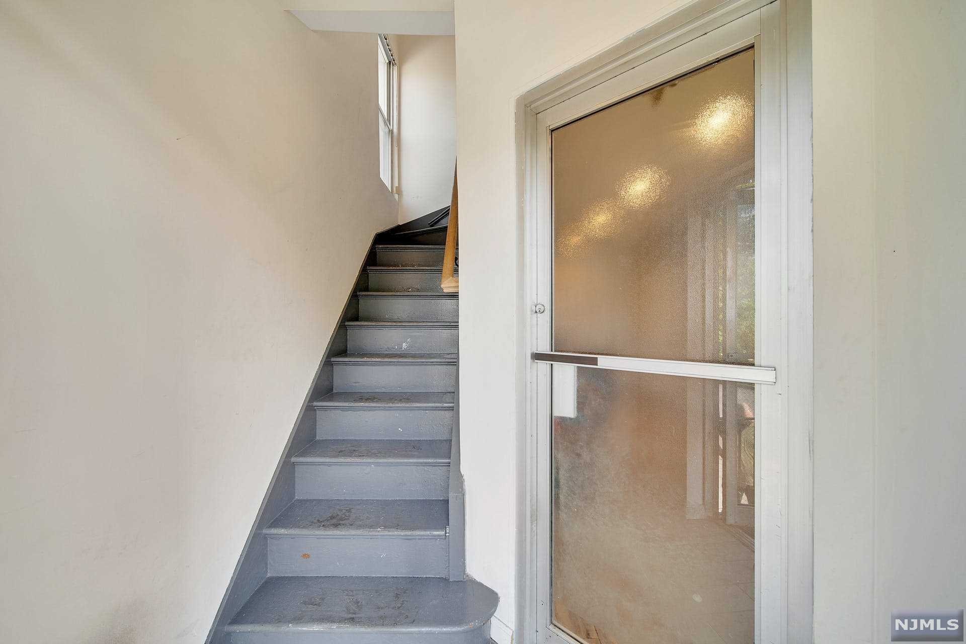 Homes for sale in Elmwood Park, NJ | 33 Chamberlain Ave, Elmwood Park, NJ 07407 | MLS# 22018630