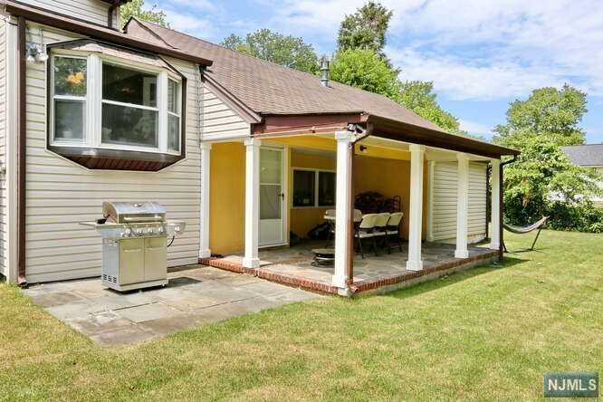 41 Oakland, Westwood, NJ 07675 Listing Photo  12