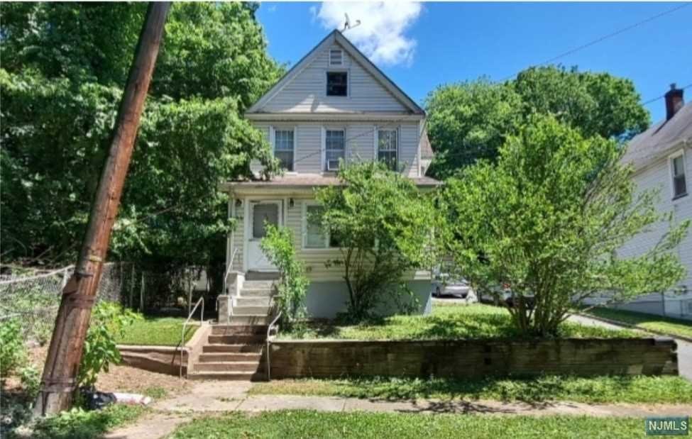 Homes for sale in Ridgefield Park, NJ | 29 1St St, Ridgefield Park, NJ 07660 | MLS# 22029512