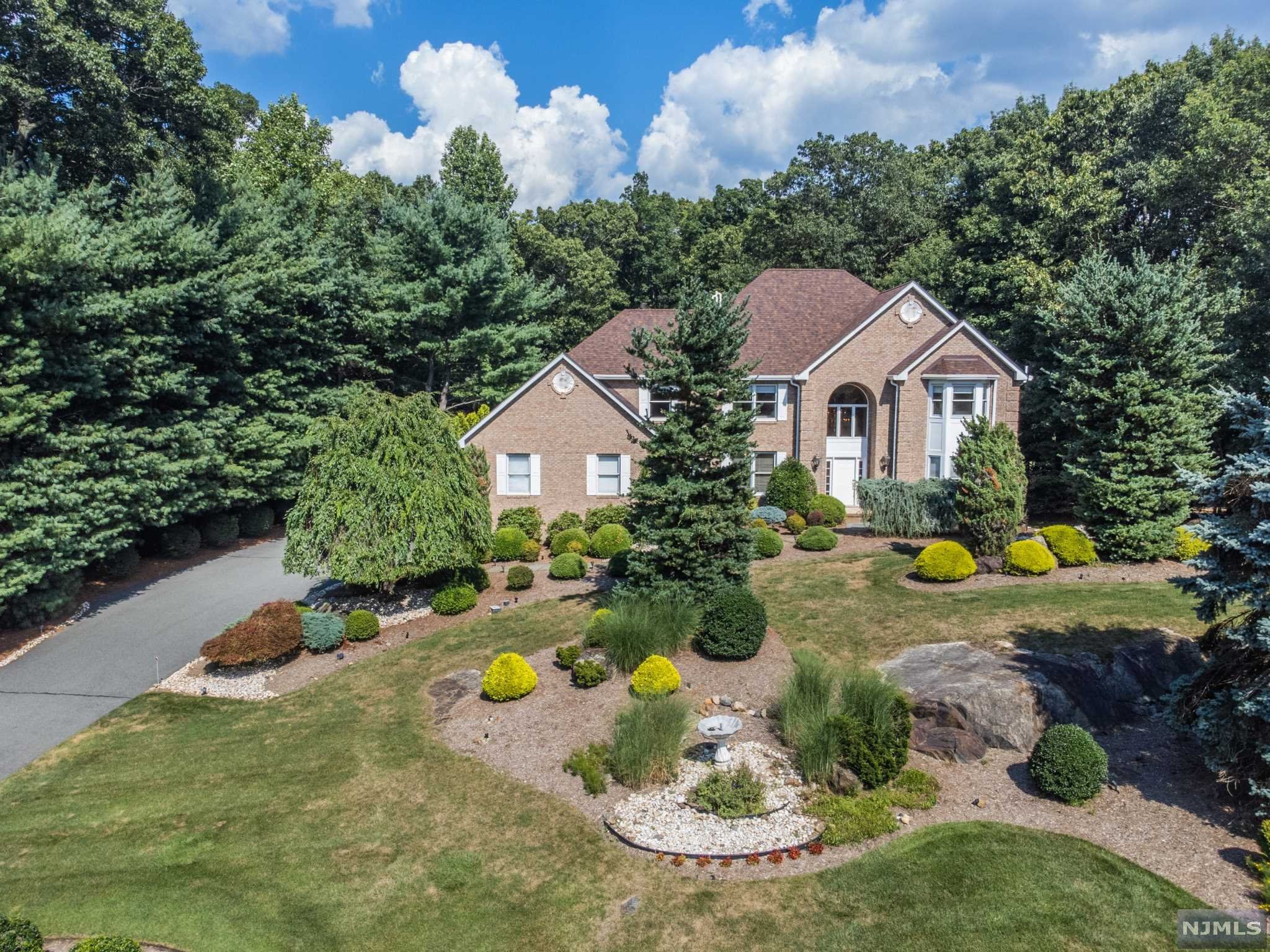 17 Powderhorn Drive, Kinnelon Borough, NJ 07405 Listing Photo  0