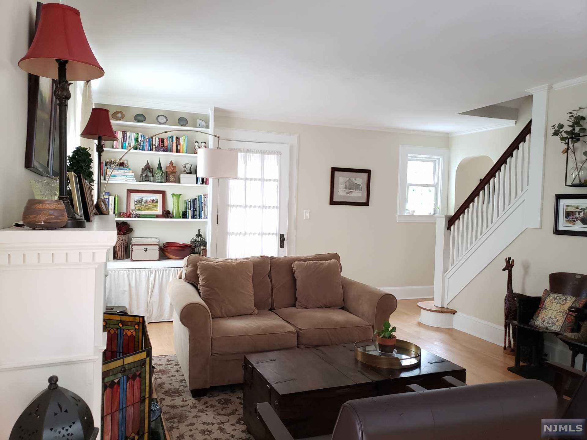 Homes for sale in Glen Rock, NJ | 52 Van Allen Rd, Glen Rock, NJ 07452 | MLS# 22031521