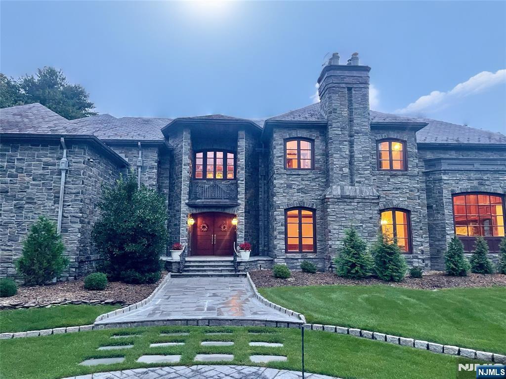 Homes for sale in Saddle River, NJ | 64 Stony Ridge Rd, Saddle River, NJ 07458 | MLS# 22039212