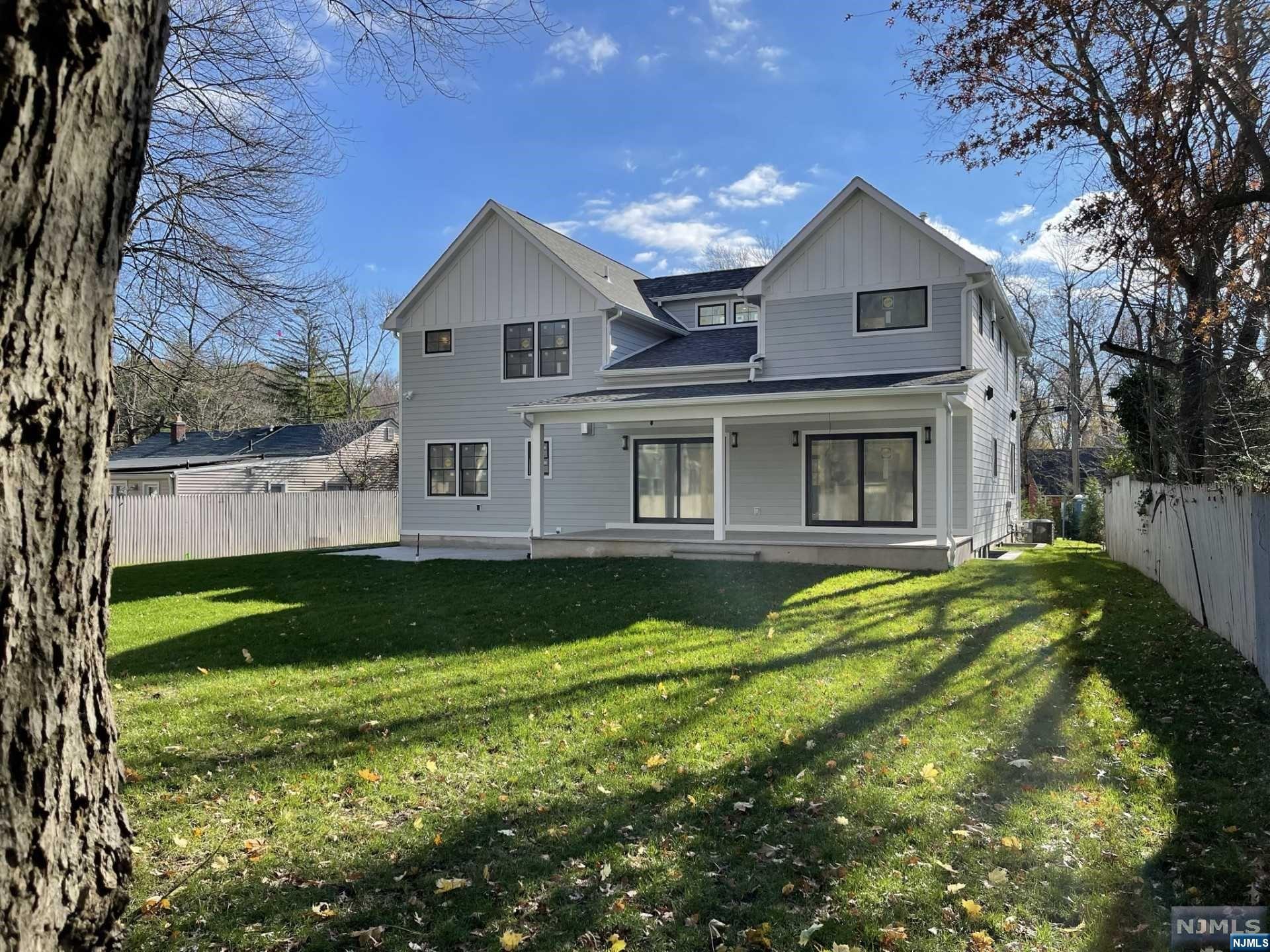 Homes for sale in Livingston, NJ | 39 Park Dr, Livingston, NJ 07039 | MLS# 22041234