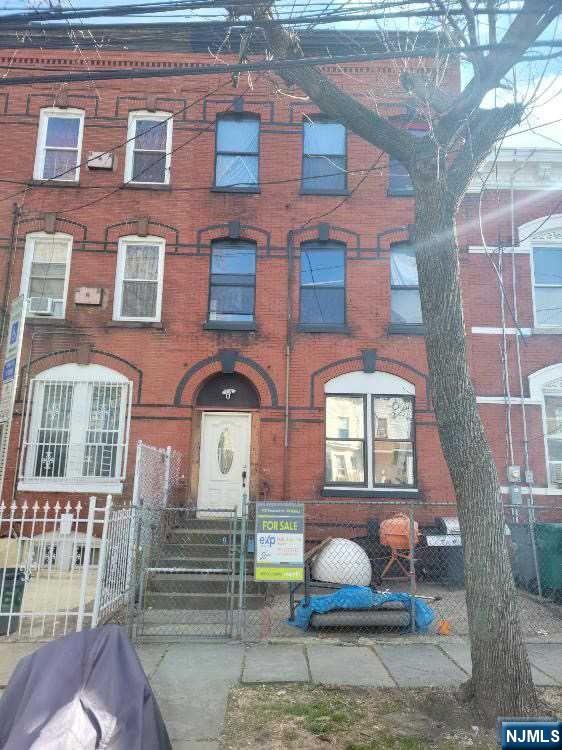 Homes for sale in Newark, NJ | 23 Wakeman Ave, Newark, NJ 07104 | MLS# 23003312