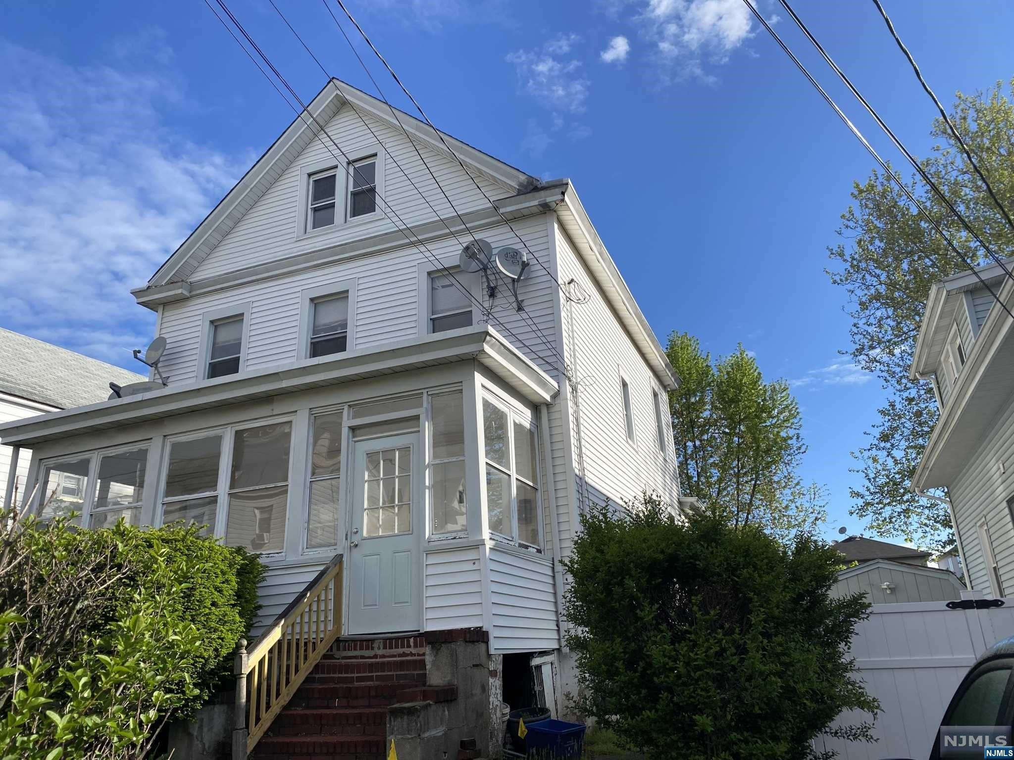 Homes for sale in Lyndhurst, NJ | 627 Freeman St, Lyndhurst, NJ 07071 | MLS# 23014181