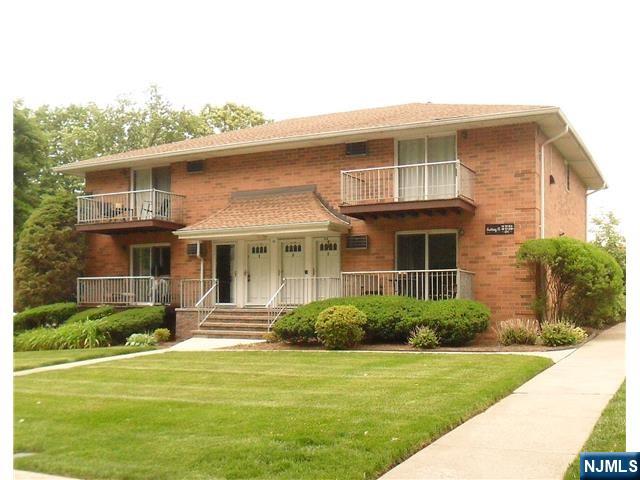 15 Cottage, #196B, Midland Park, NJ 07432 Listing Photo  0