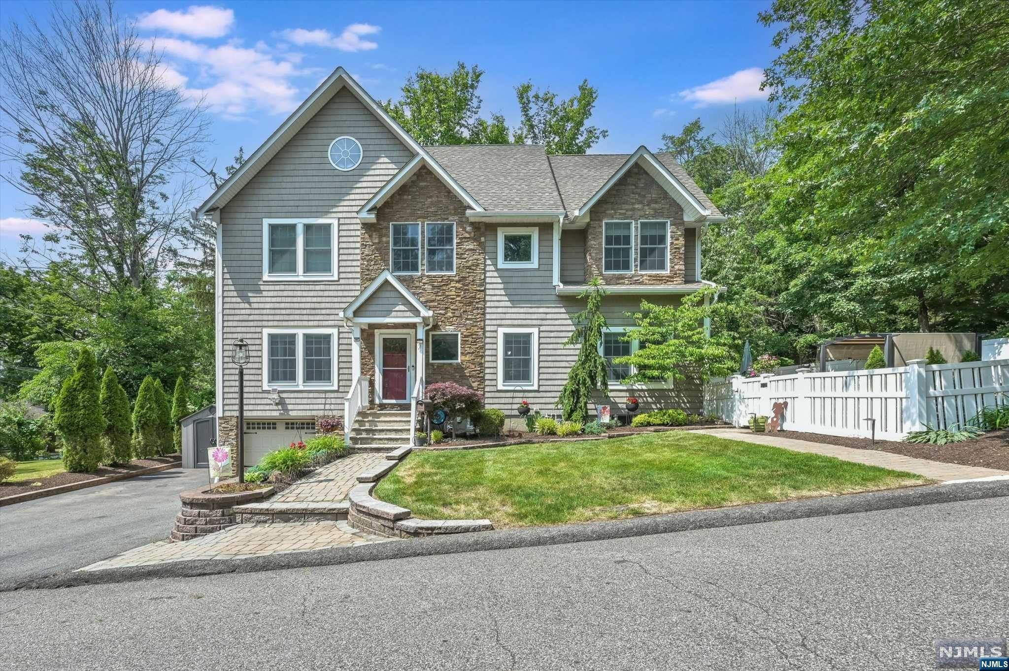 2 Rockledge Terrace, Wayne, NJ 07470 Listing Photo  0