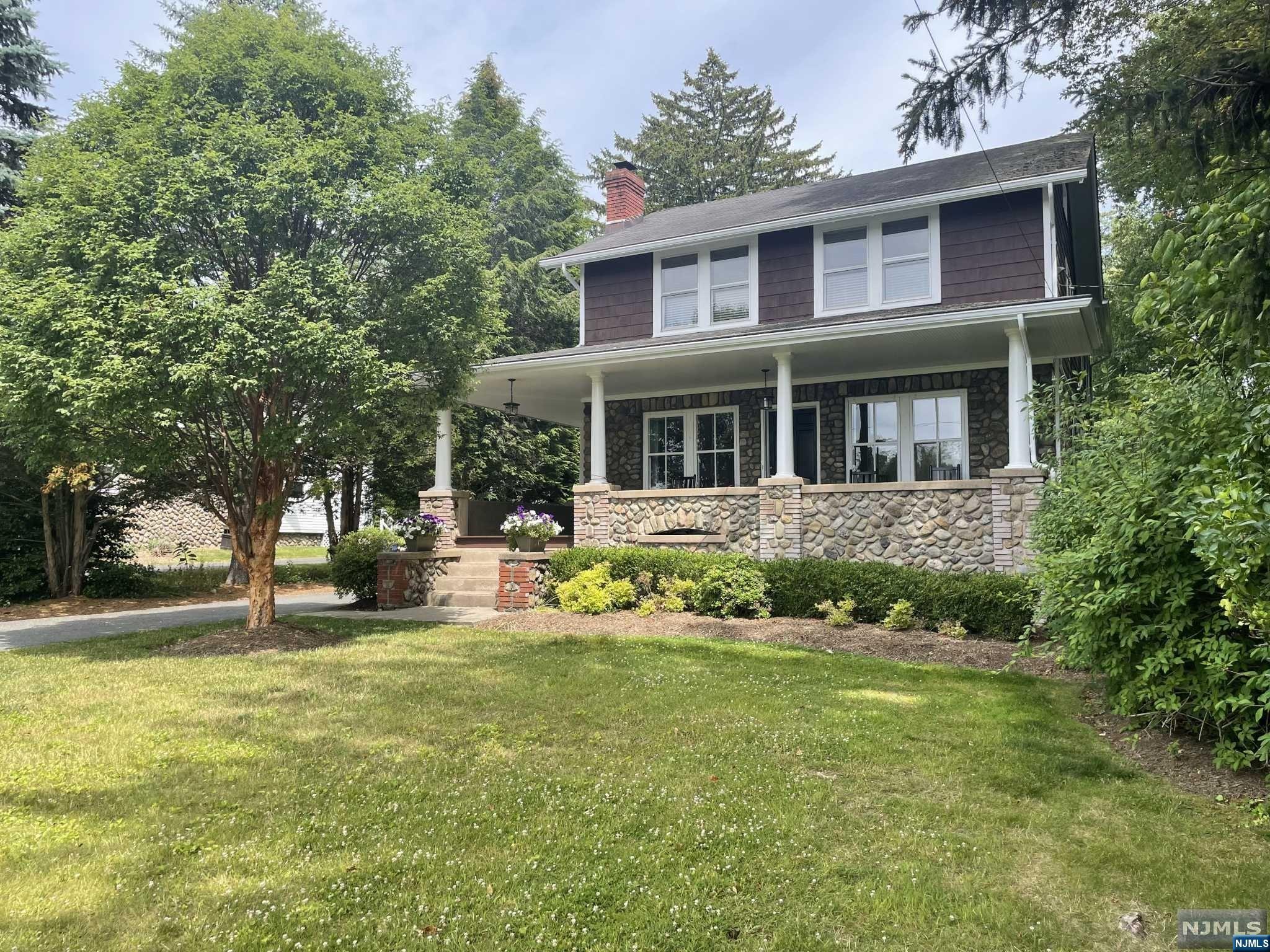 138 Chestnut Ridge, Saddle River, NJ 07458 Listing Photo  0