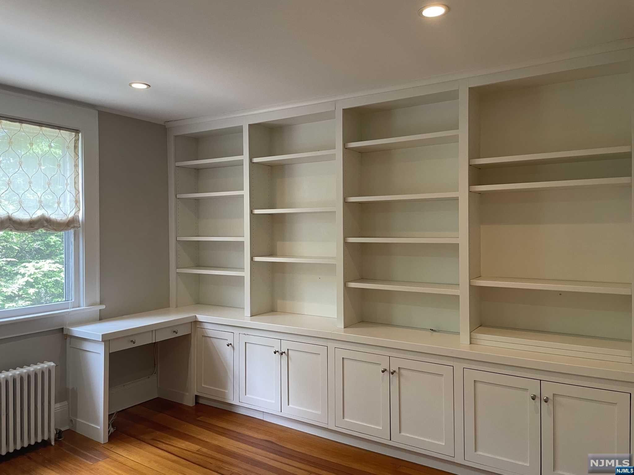 138 Chestnut Ridge, Saddle River, NJ 07458 Listing Photo  13