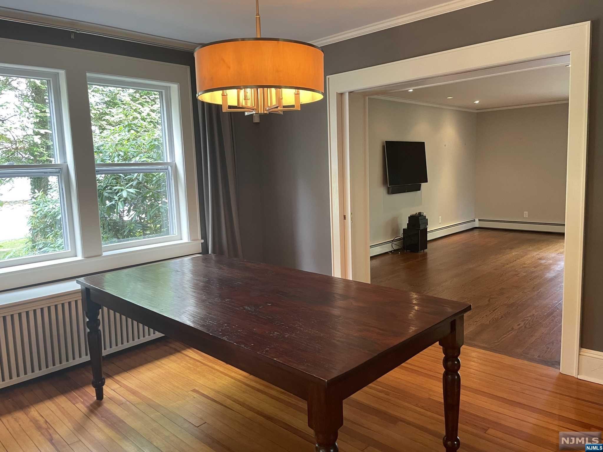 138 Chestnut Ridge, Saddle River, NJ 07458 Listing Photo  3