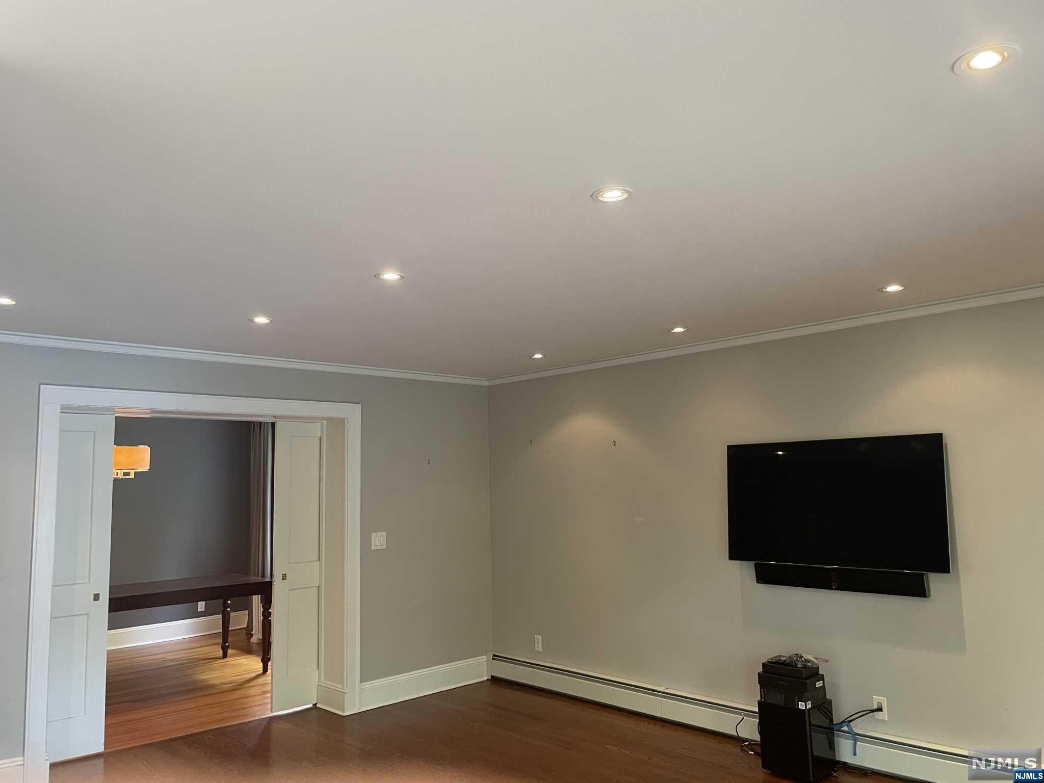 138 Chestnut Ridge, Saddle River, NJ 07458 Listing Photo  6