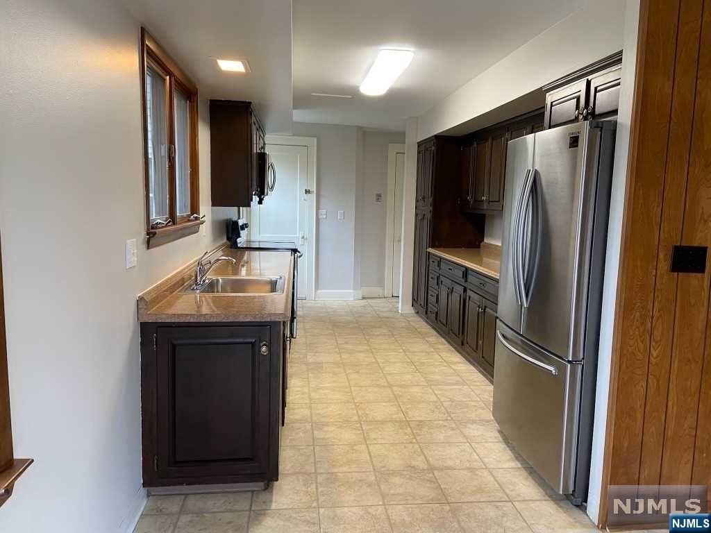 96 E Allendale, Saddle River, NJ 07458 Listing Photo  5