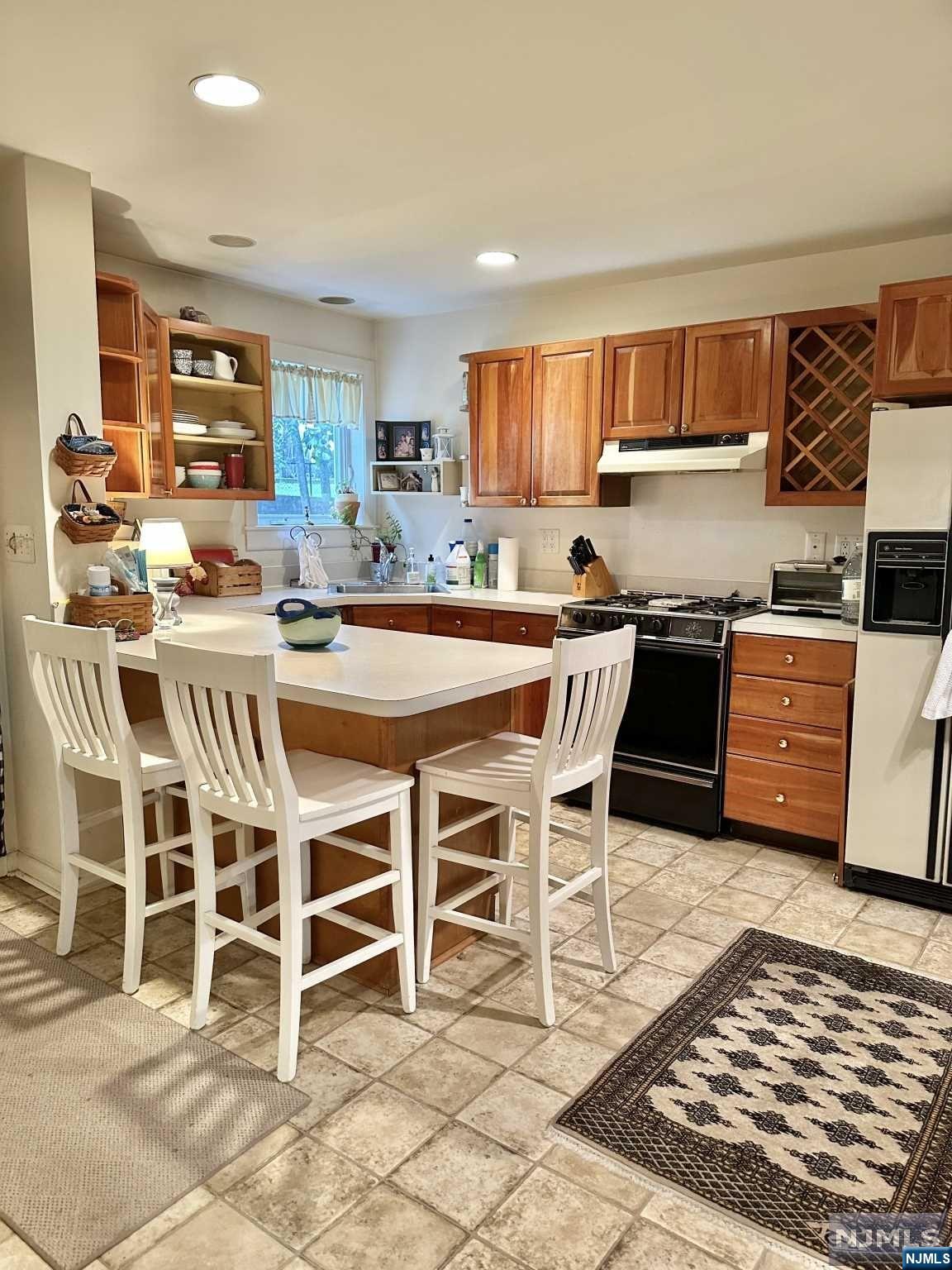707 Godwin, #1, Midland Park, NJ 07432 Listing Photo  2