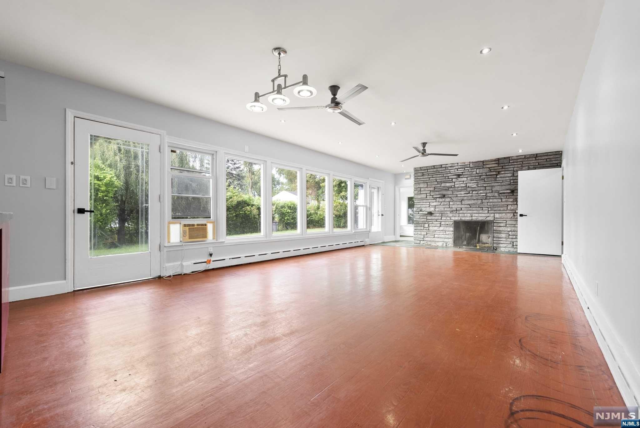 52 Main, Westwood, NJ 07675 Listing Photo  3