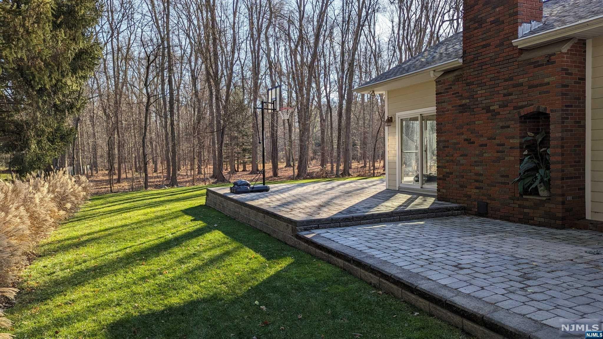 102 W Saddle River, Saddle River, NJ 07458 Listing Photo  21