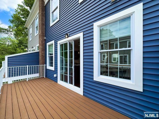 63 Parkside Lane, Teaneck, NJ 07666 Listing Photo  27