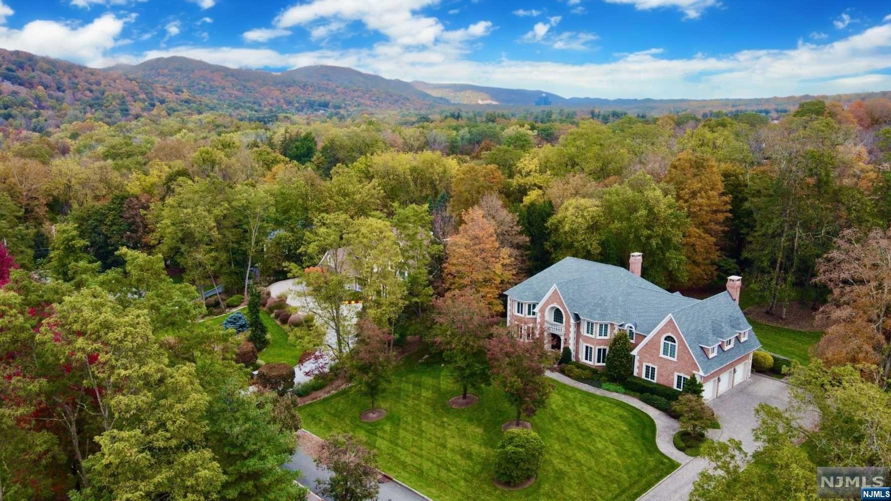 47 Crocker Mansion Drive, Mahwah, NJ 07430 Listing Photo  0