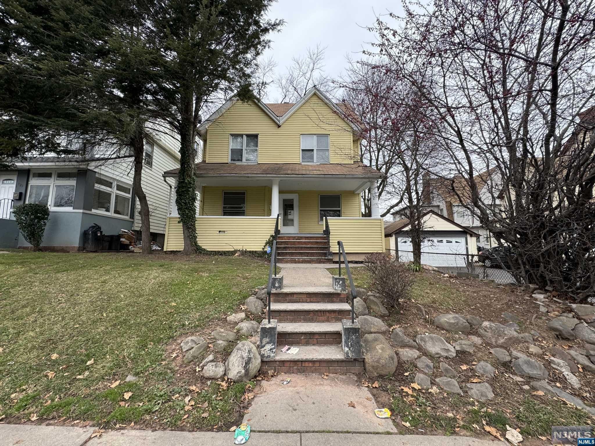 MLS Number 24000804 - 6 bed,2 bath, Residential Property for $449,000 ...