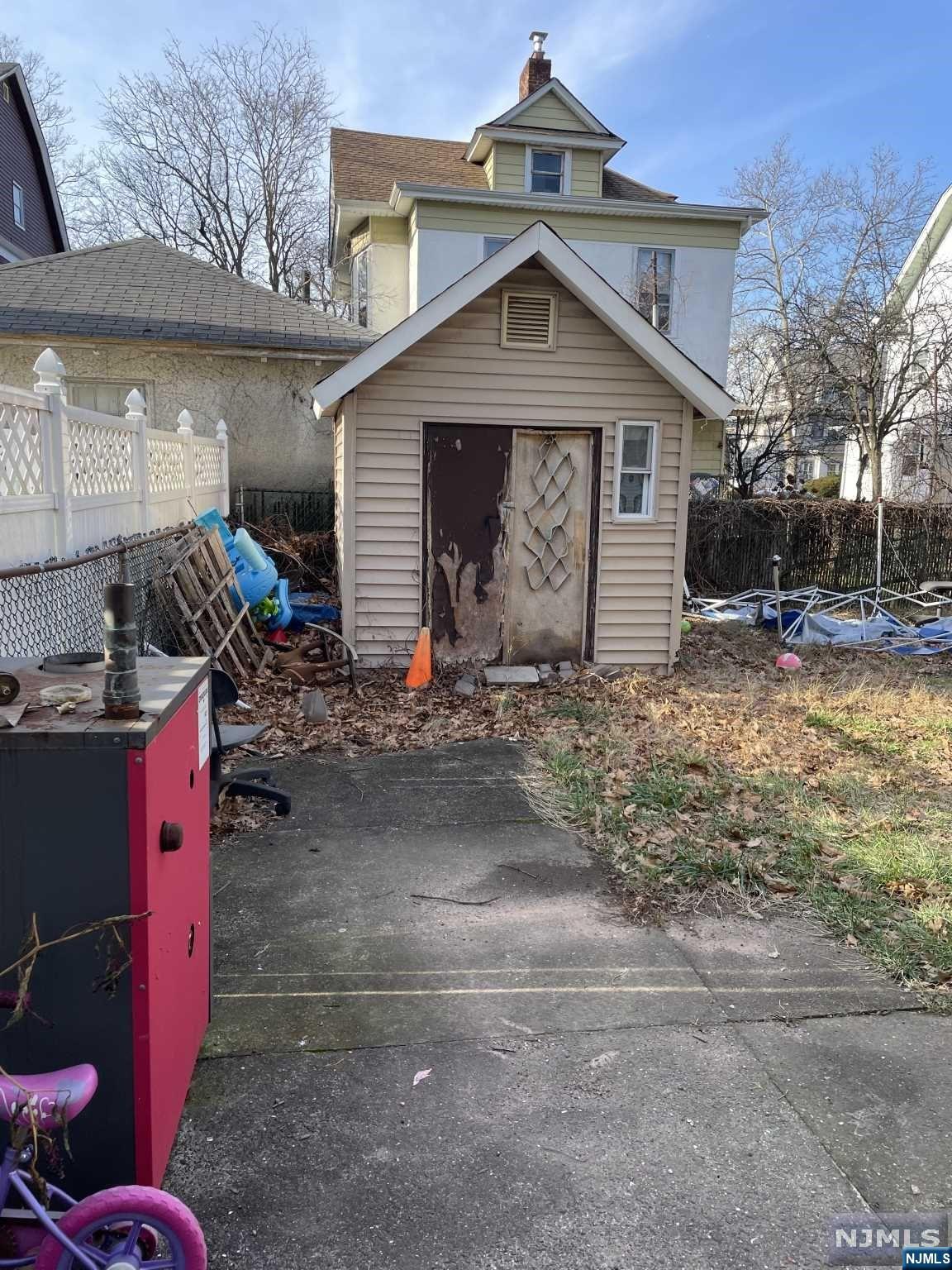 Homes for sale in Newark, NJ | 734 Ridge St, Newark, NJ 07104 | MLS# 24001225