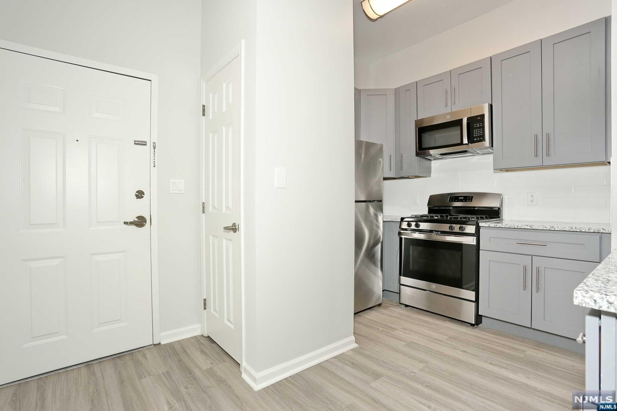 187 Paterson, #128, Midland Park, NJ 07432 Listing Photo  4