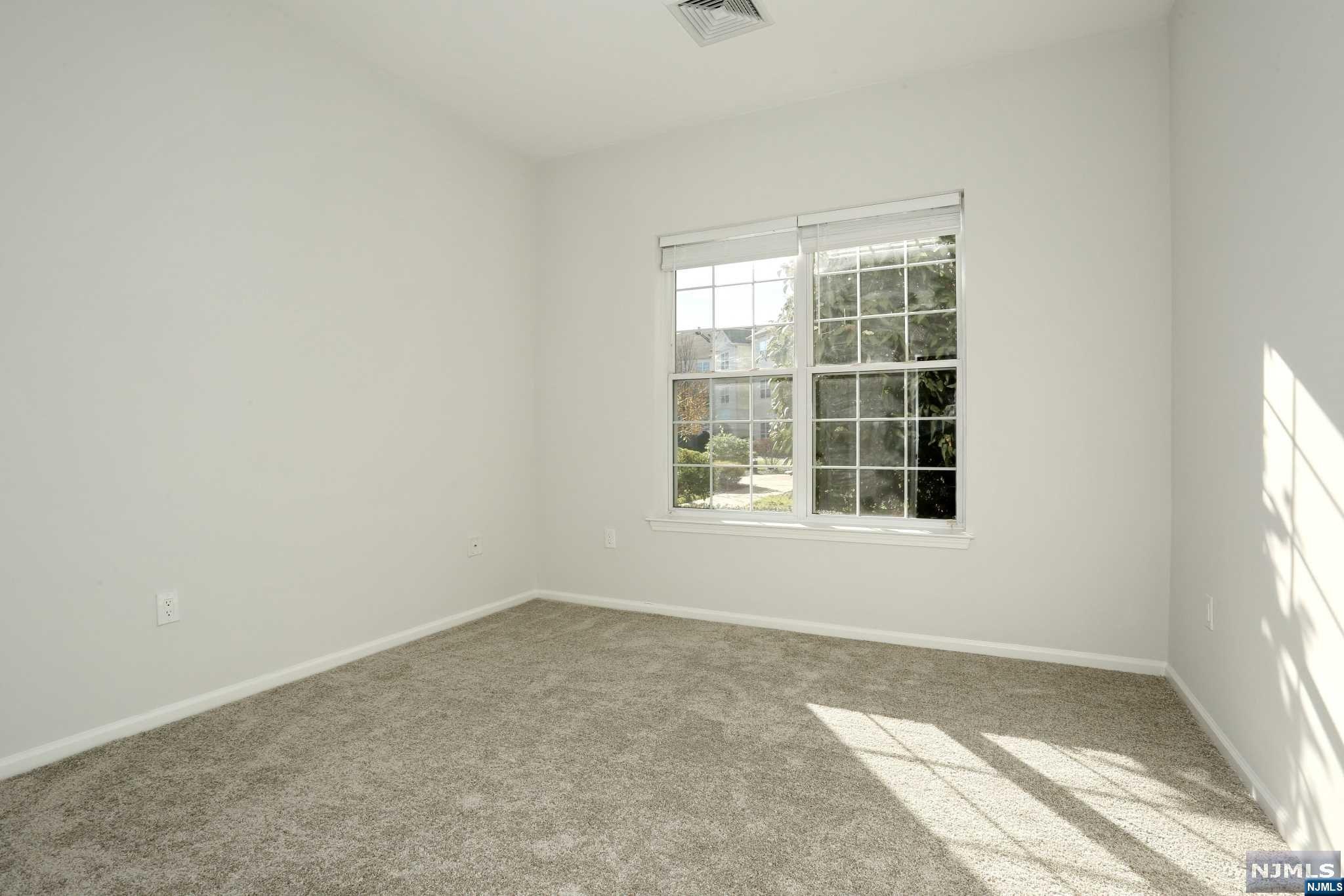 187 Paterson, #128, Midland Park, NJ 07432 Listing Photo  8