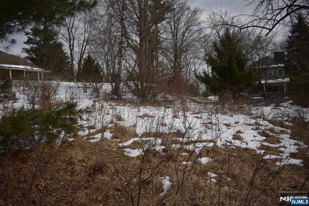 Homes for sale in West Milford, NJ | 18 Valley View Ln, West Milford, NJ 07480 | MLS# 24005331