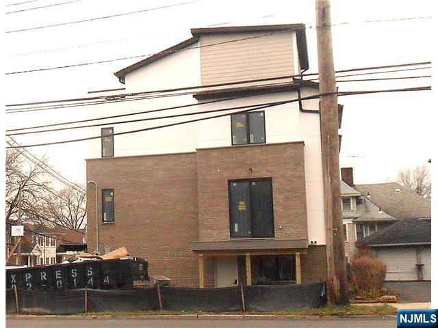 Homes for sale in Palisades Park, NJ | 109 Henry Ave #B, Palisades Park, NJ 07650 | MLS# 24005739