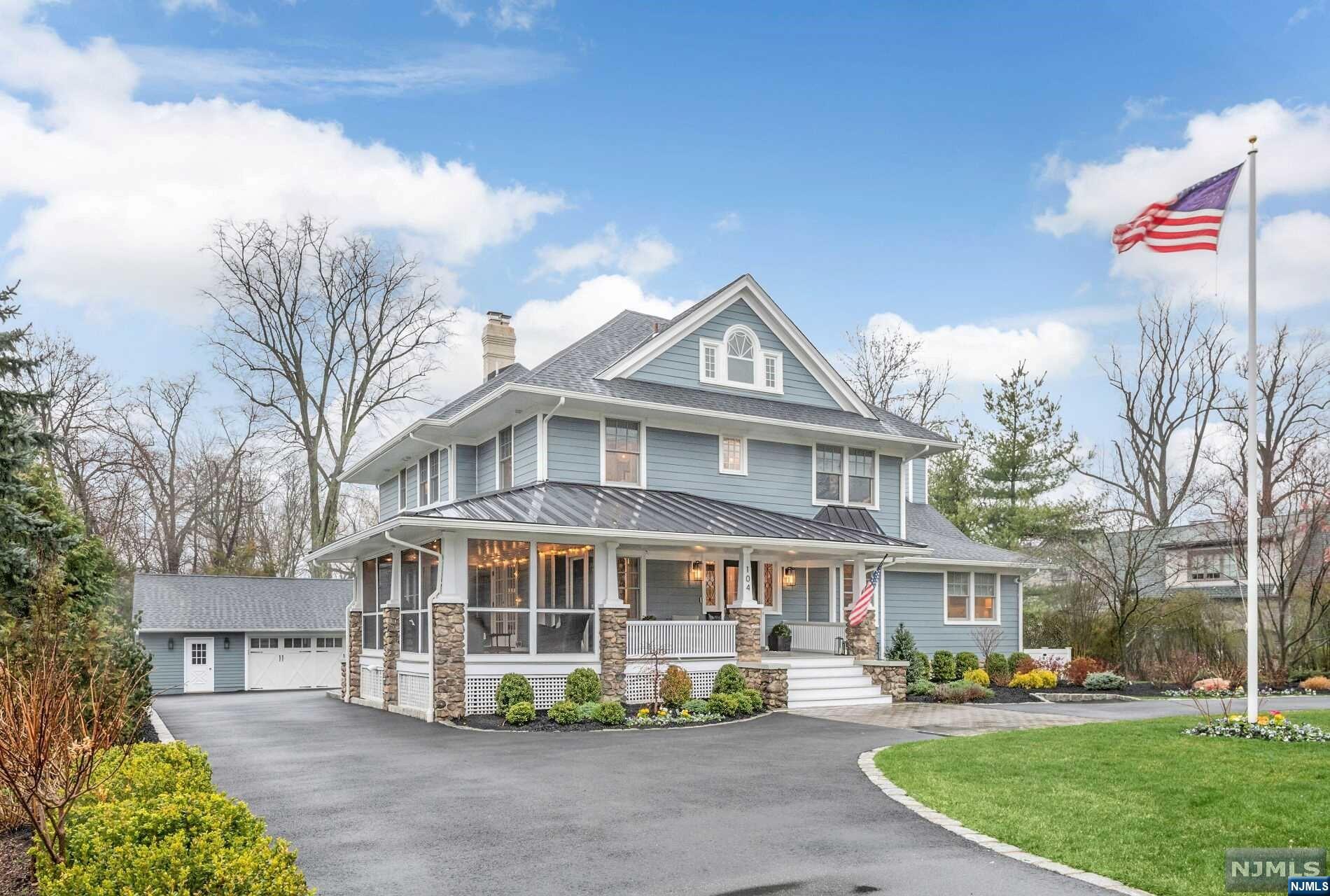 104 Brookside Avenue