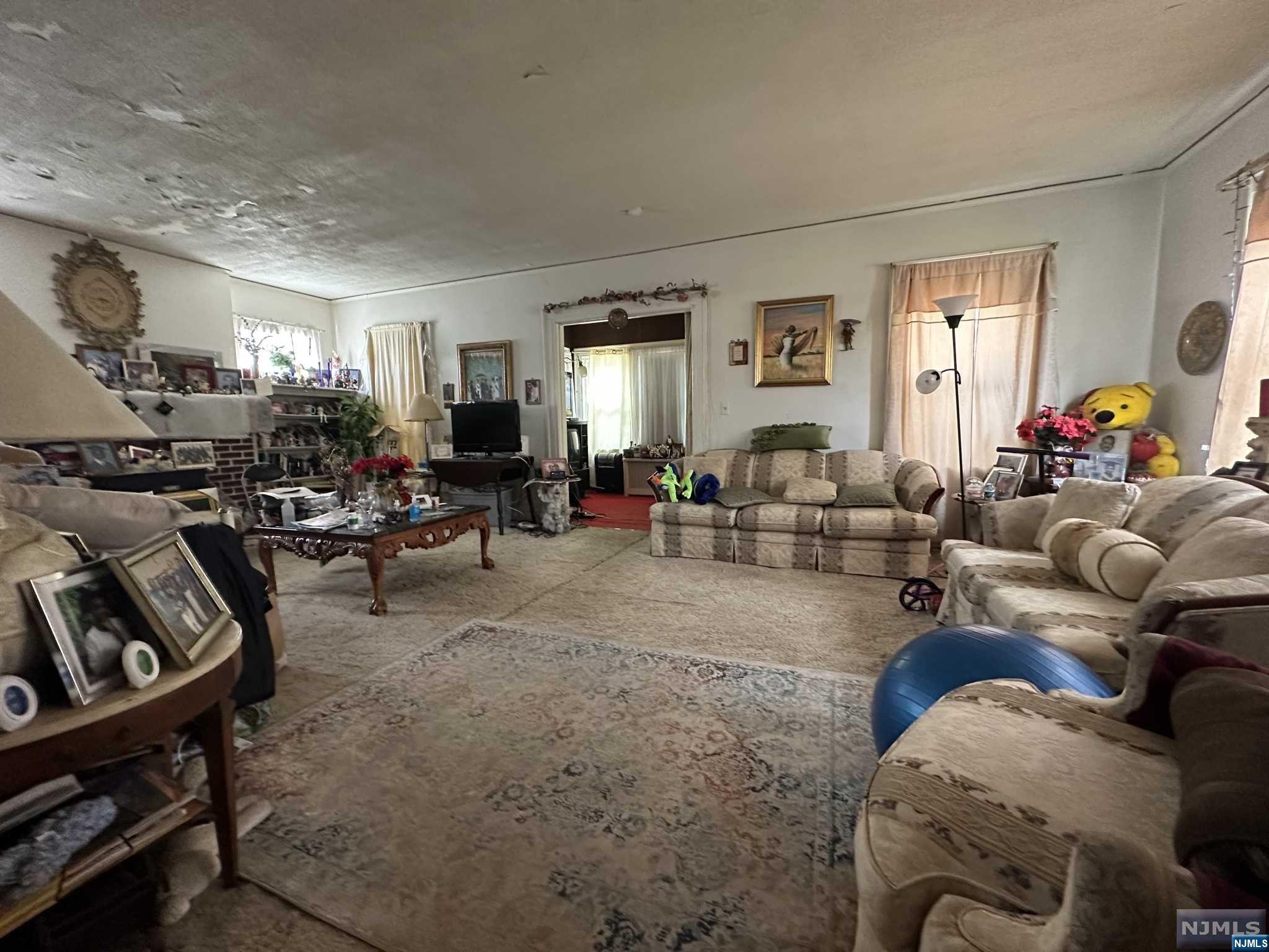 Homes for sale in Orange, NJ | 316 Lawnridge Rd, Orange, NJ 07050 | MLS# 24010518