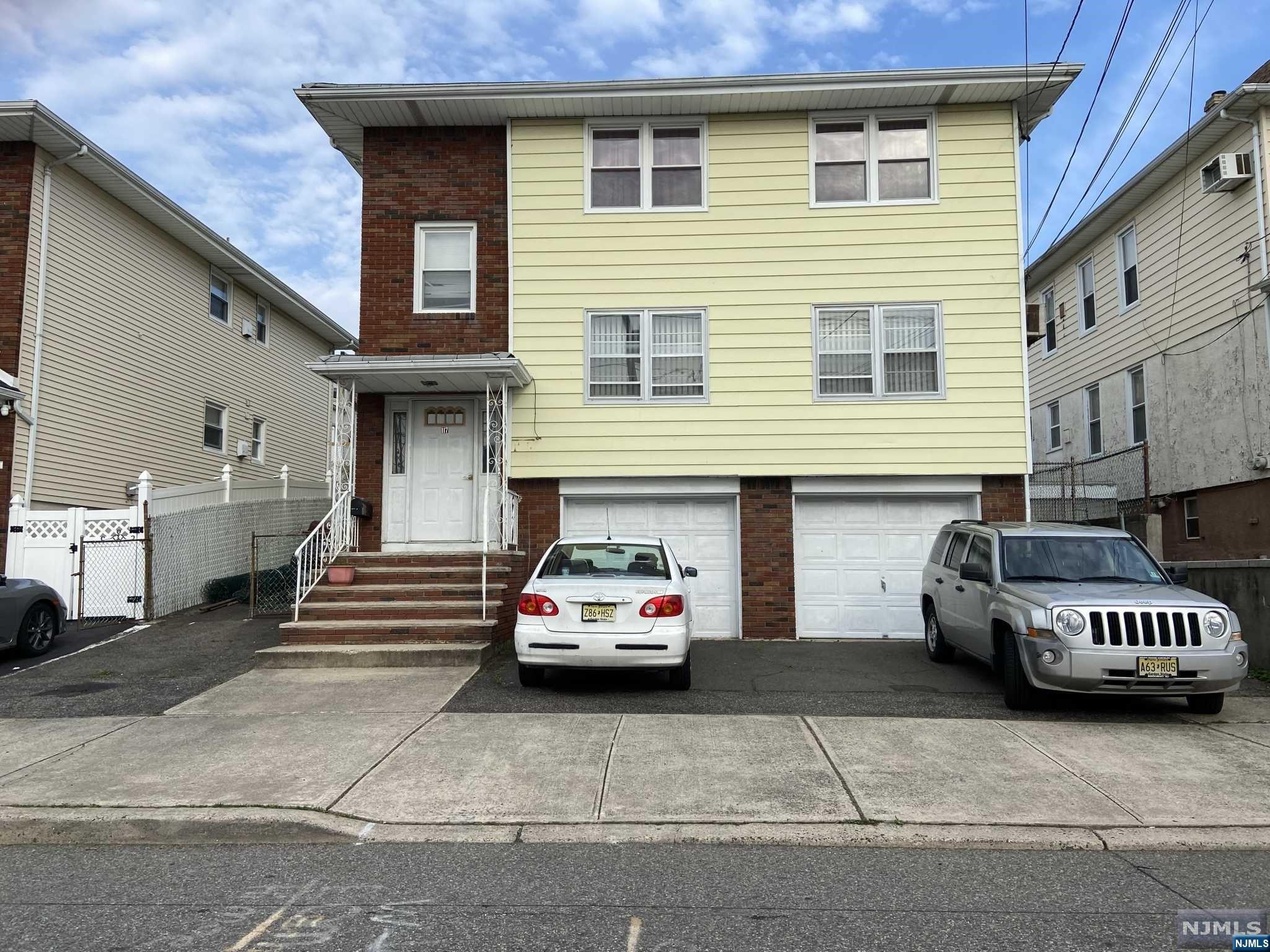 Real Estate, image size:2048x1536