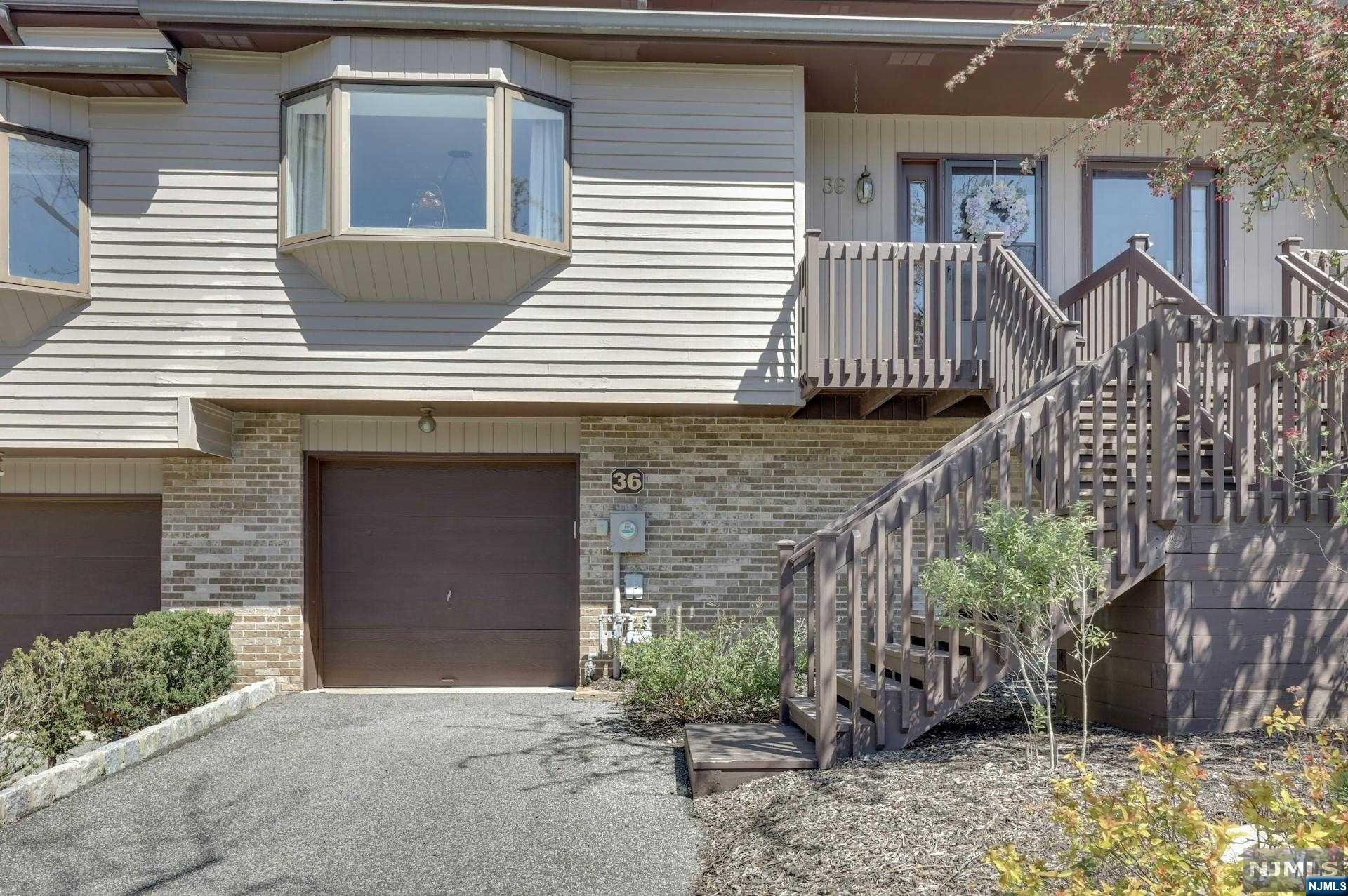 MLS Number 24011419 3 bed 2 bath Condo/Coop/Townhouse Property for