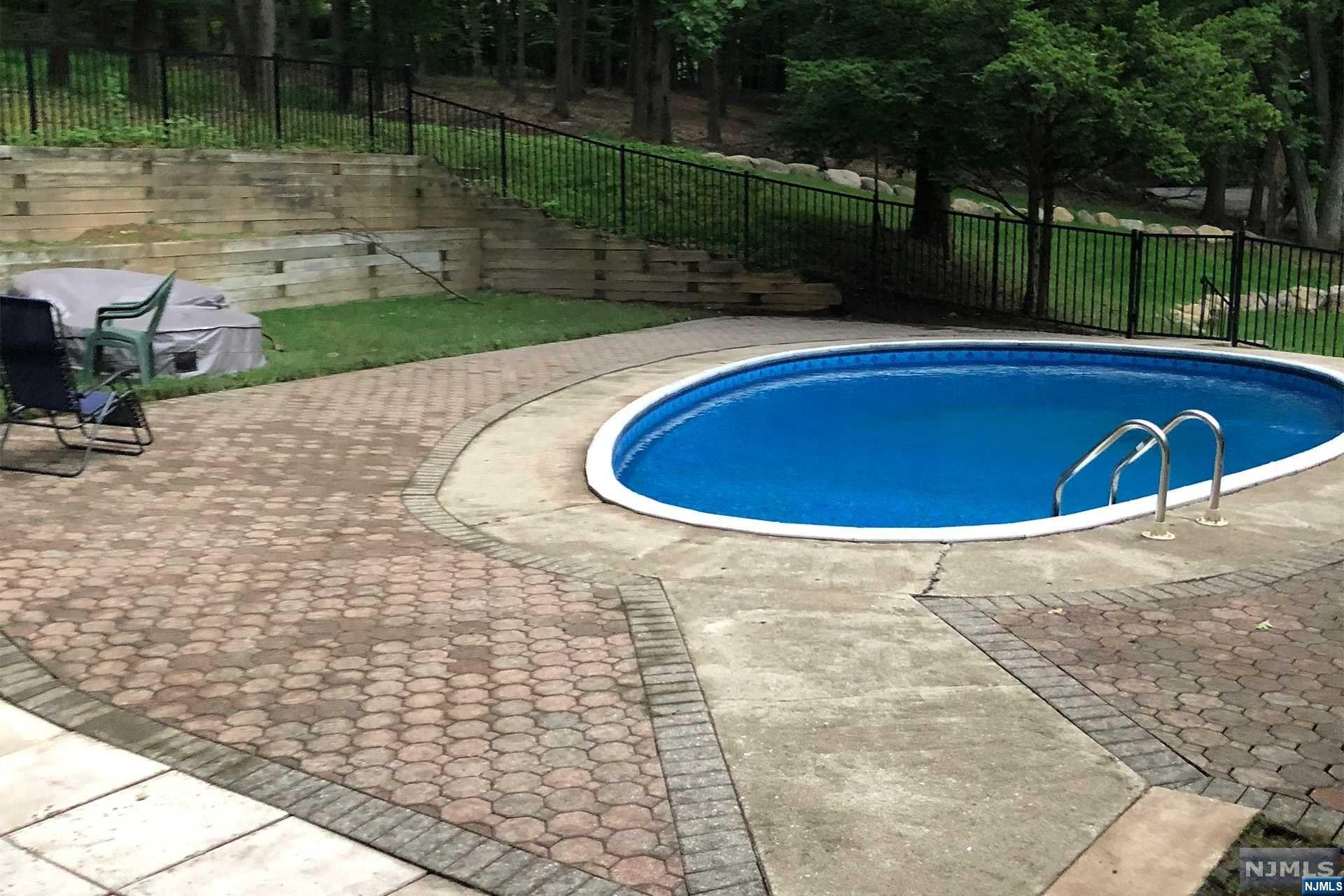 22 Overlook, Saddle River, NJ 07458 Listing Photo  19
