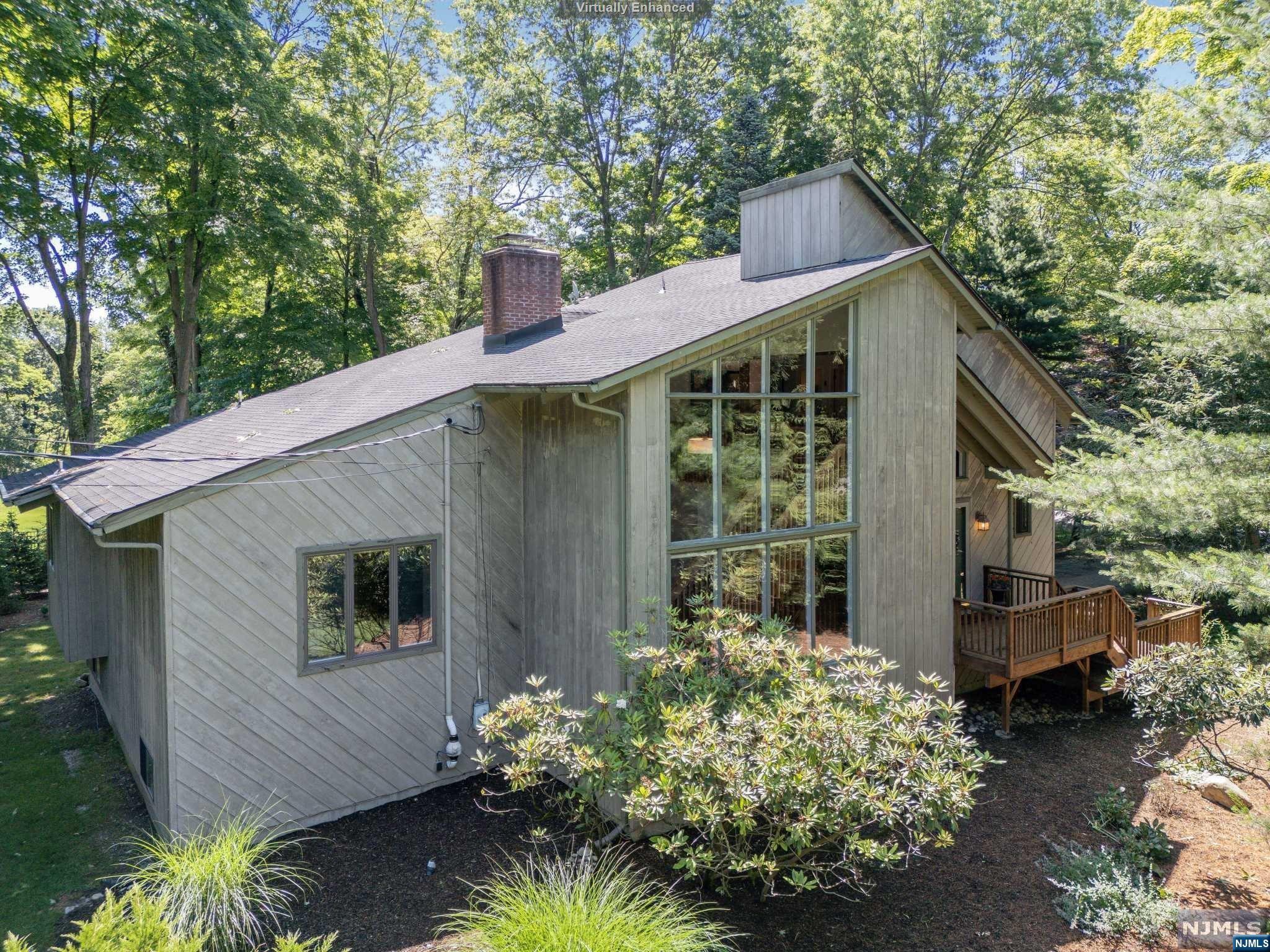 MLS Number 24019512 3 bed 3 bath Residential Property for $995 000