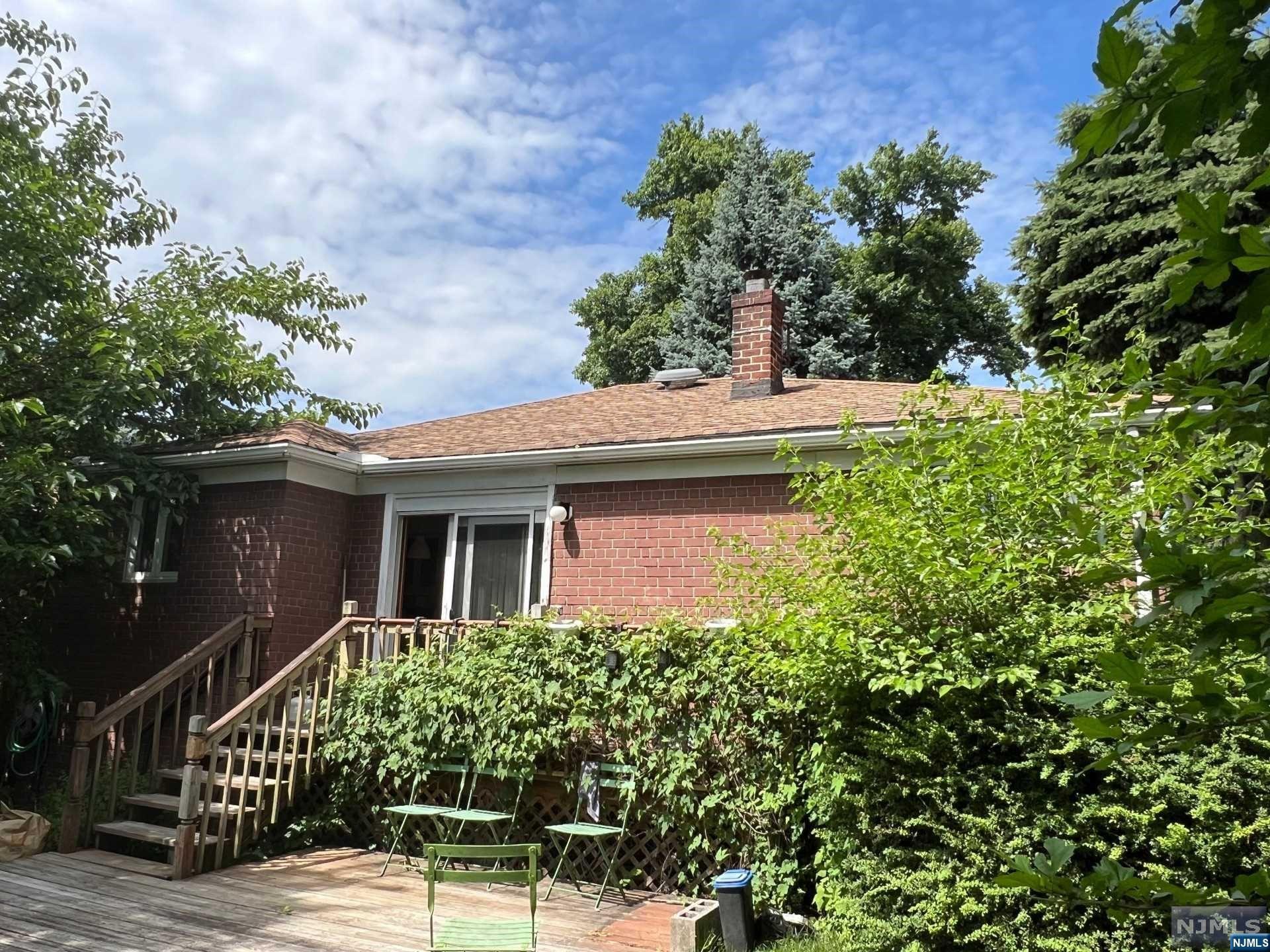 Homes for sale in Fort Lee, NJ | 272 Westview Ave, Fort Lee, NJ 07024 | MLS# 24023313