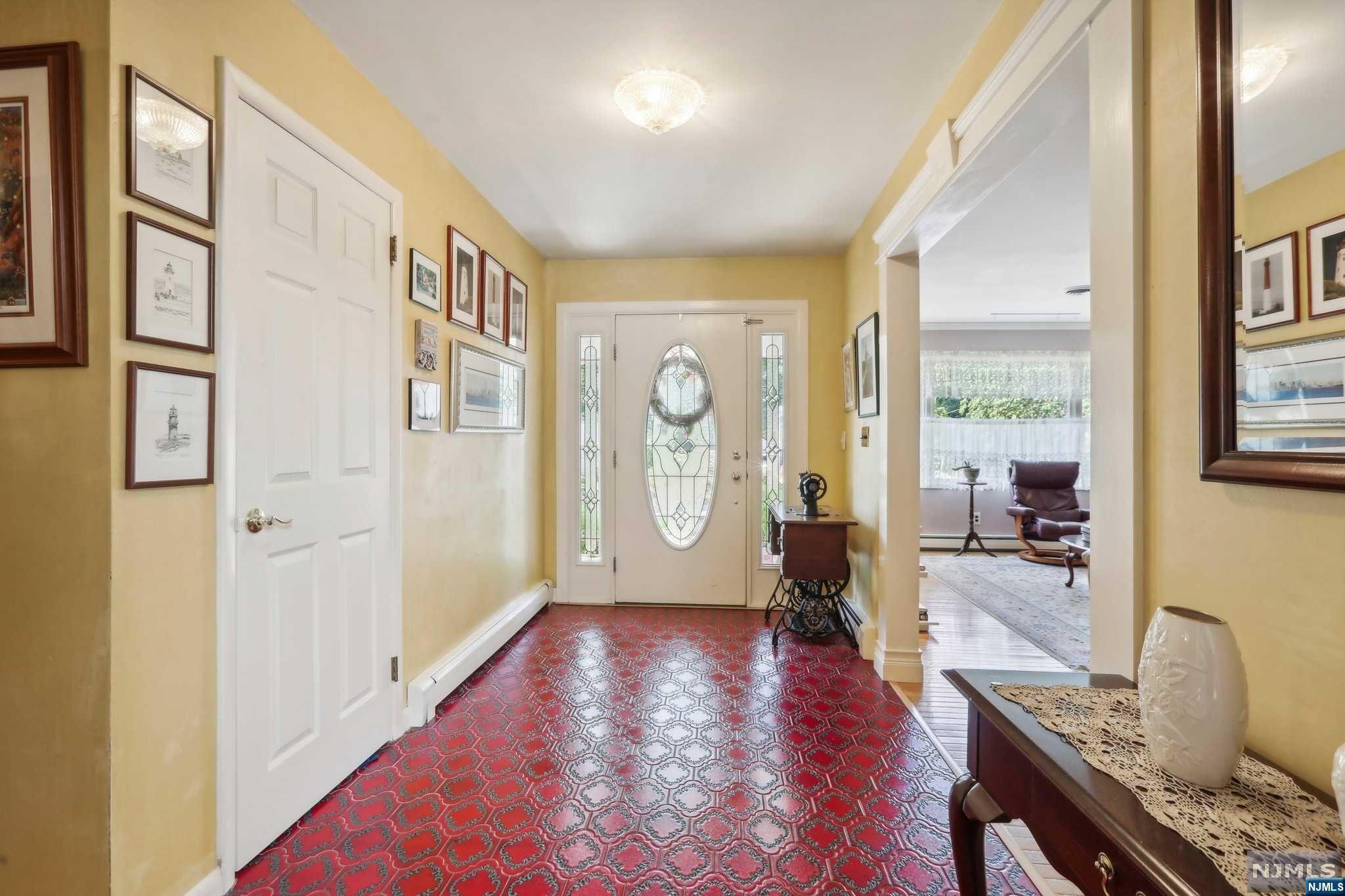 Homes for sale in Wyckoff, NJ | 374 Cedar Hill Ave, Wyckoff, NJ 07481 | MLS# 24025611