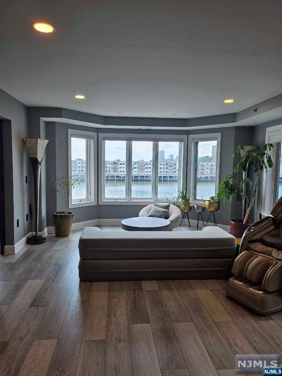 MLS Number 24026174 2 bed 2 bath Rentals Residential Property for