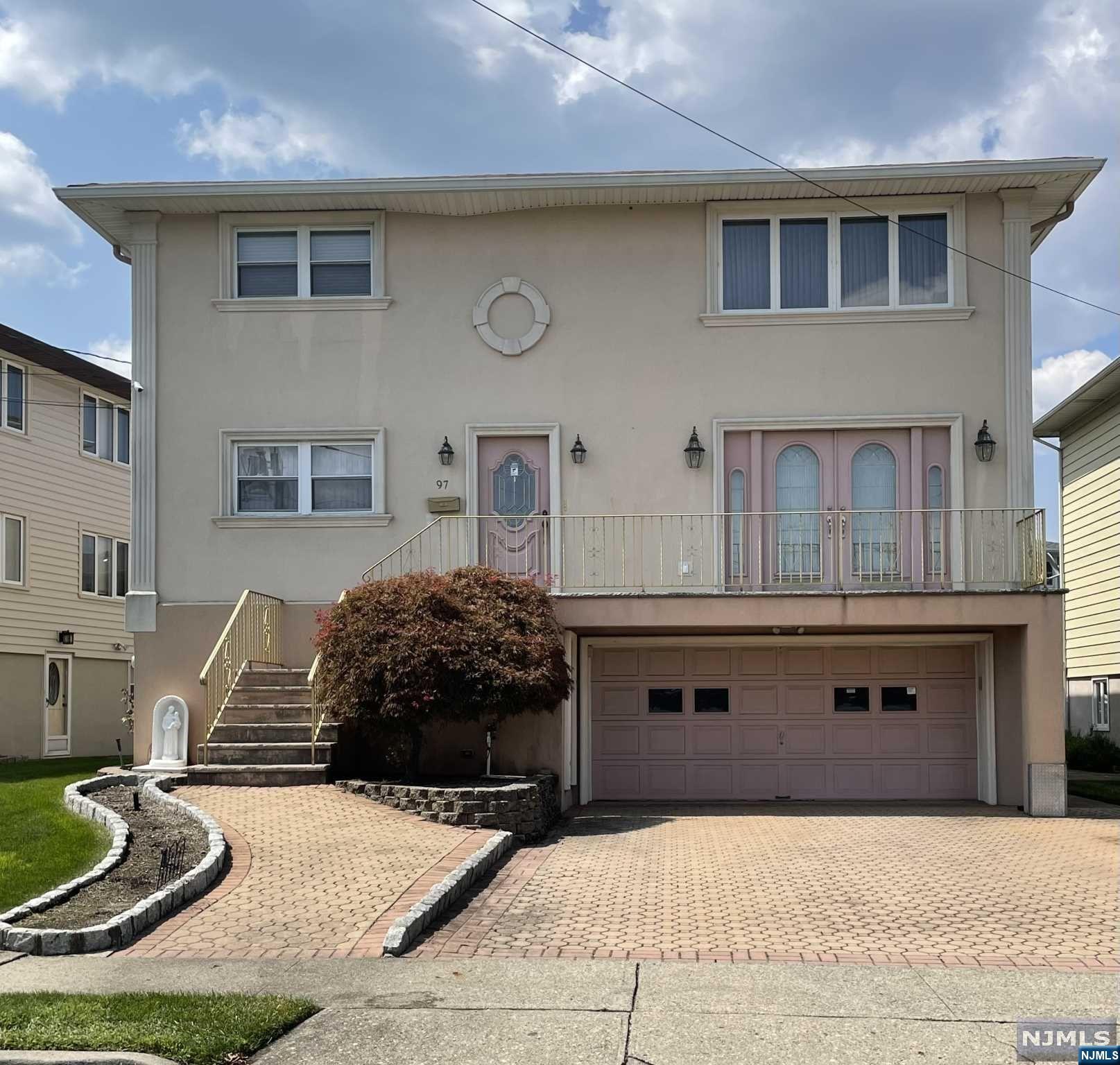 Catherine Arms - 860 River Dr Garfield, NJ 07026 | Apartments.com, image size:1615x1536