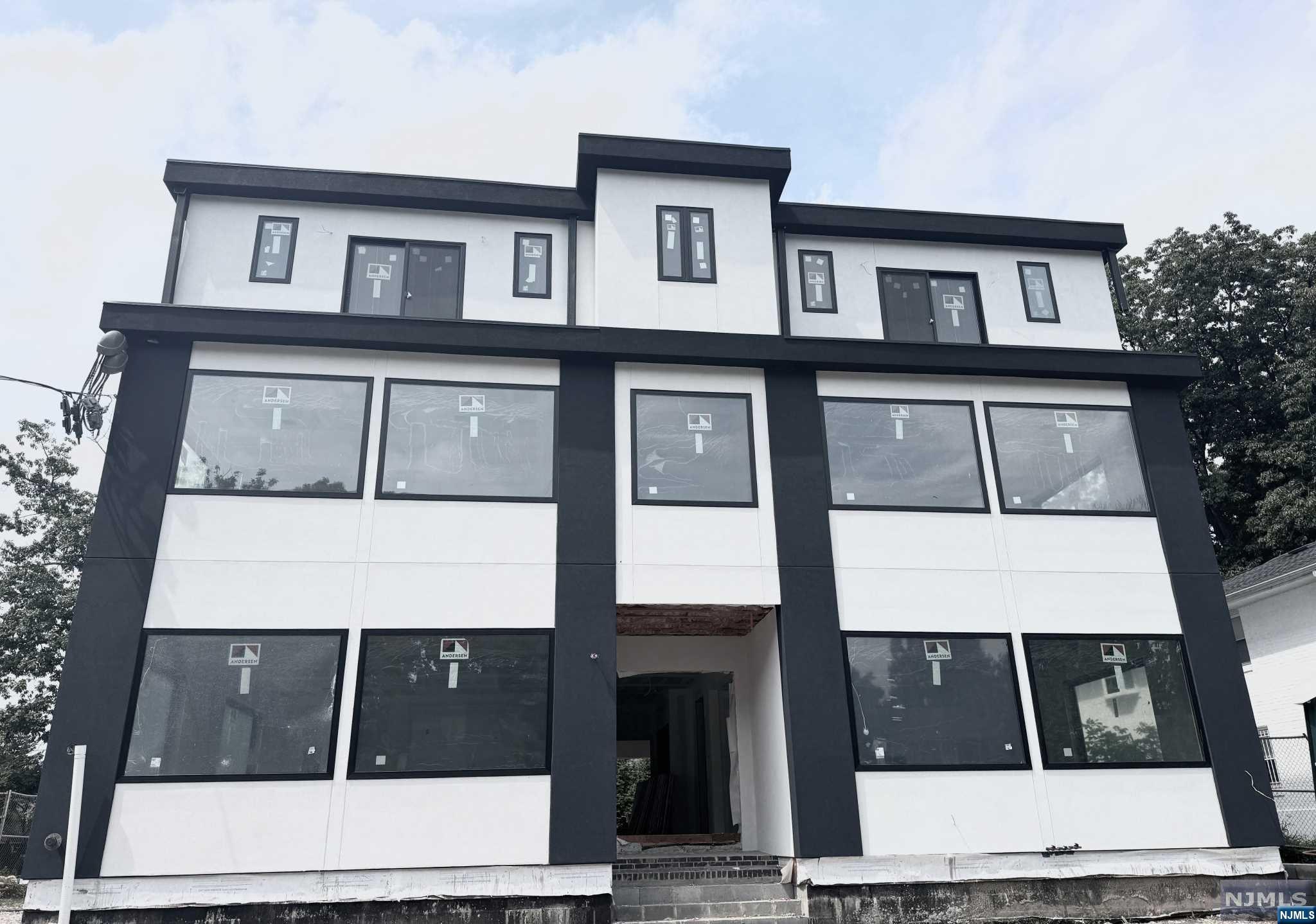 FORT LEE Properties