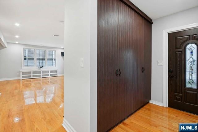 Homes for sale in Tenafly, NJ | 118 Sunset Ln, Tenafly, NJ 07670 | MLS# 24029736