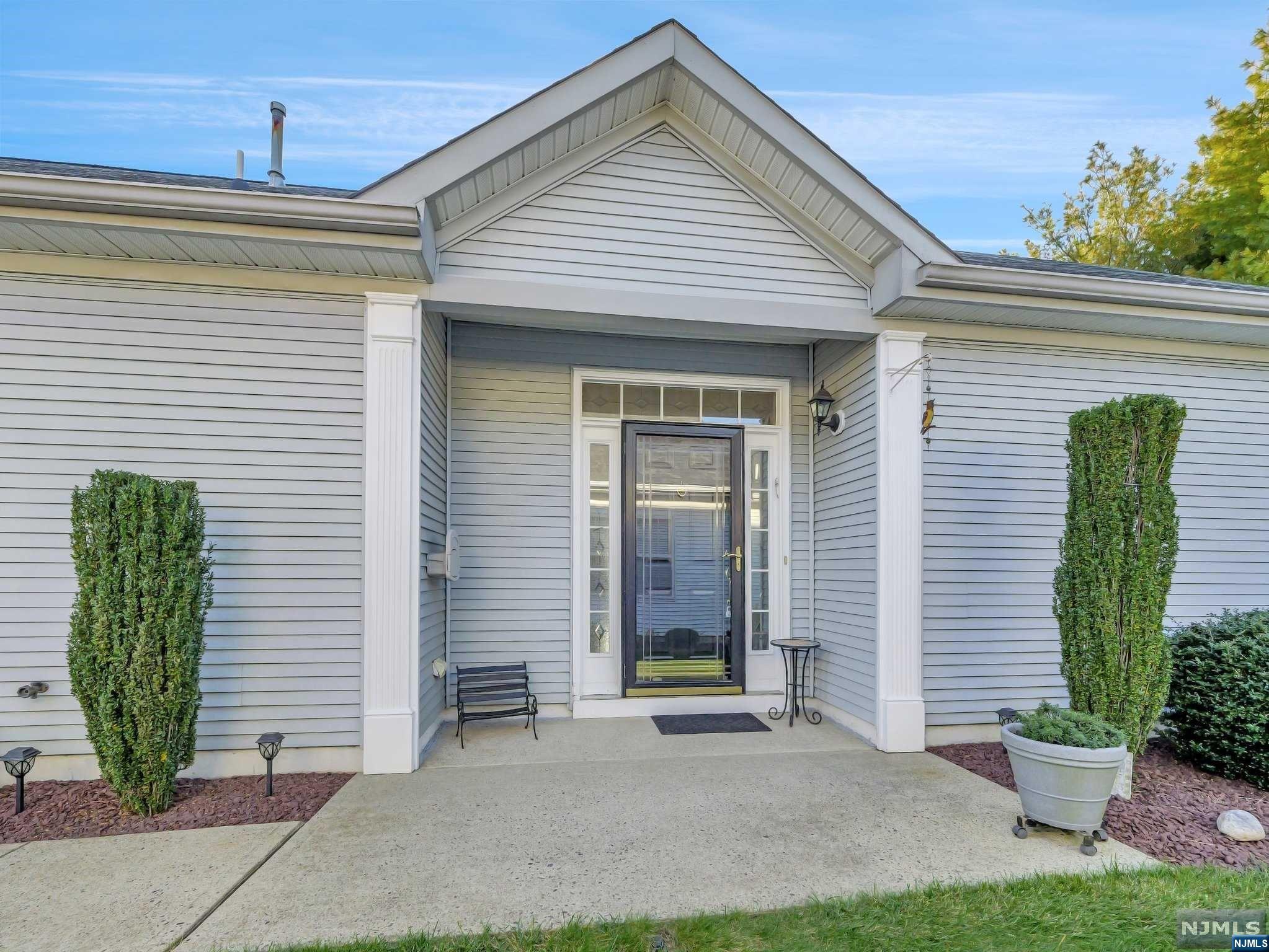 Homes for sale in Manchester, NJ | 13 Gabriella Cir, Manchester, NJ 08759 | MLS# 24033745