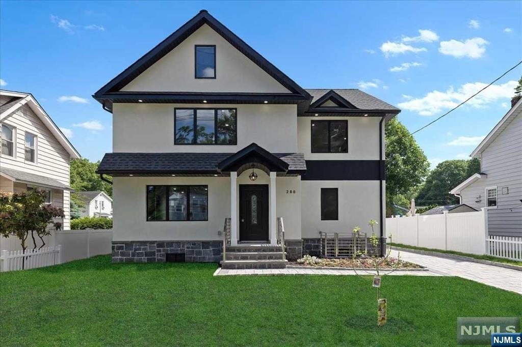 Homes for sale in Bergenfield, NJ | 280 Hickory Ave, Bergenfield, NJ 07621 | MLS# 24034301