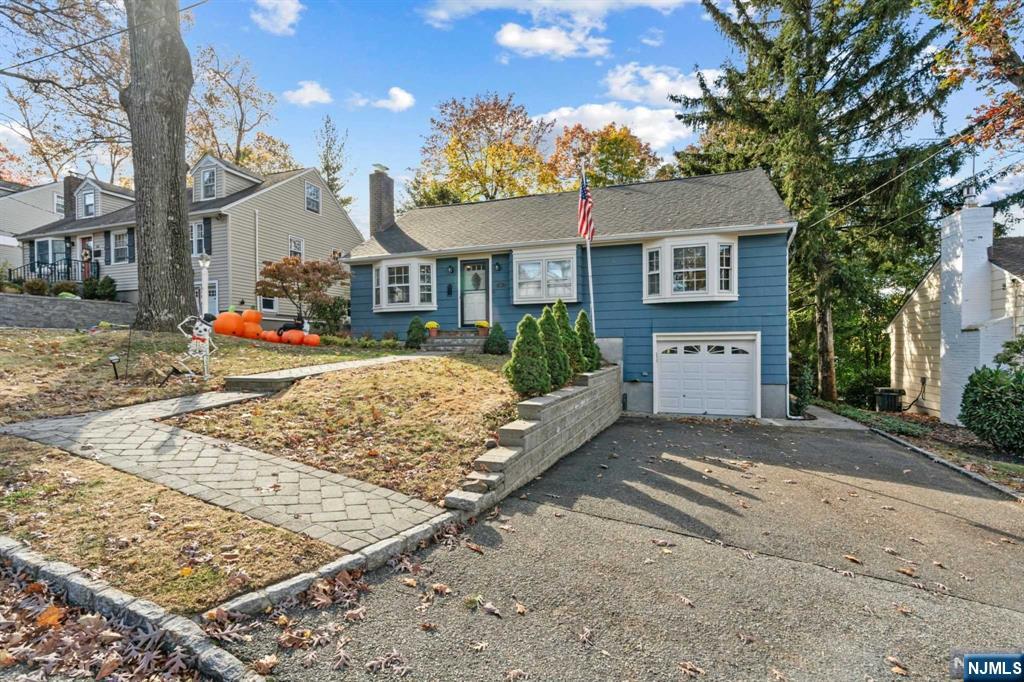 Homes for sale in West Caldwell, NJ | 66 Elmwood Ter, West Caldwell, NJ 07006 | MLS# 24036393