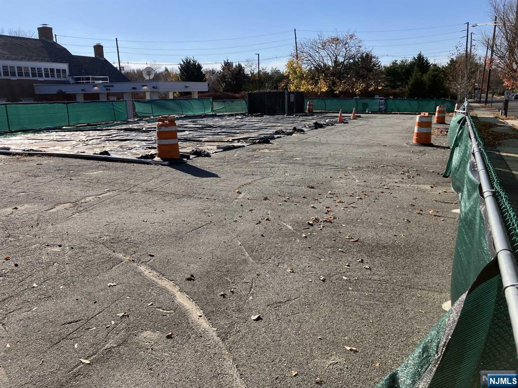 Homes for sale in Hillsdale, NJ | 137 Broadway, Hillsdale, NJ 07642 | MLS# 24036758